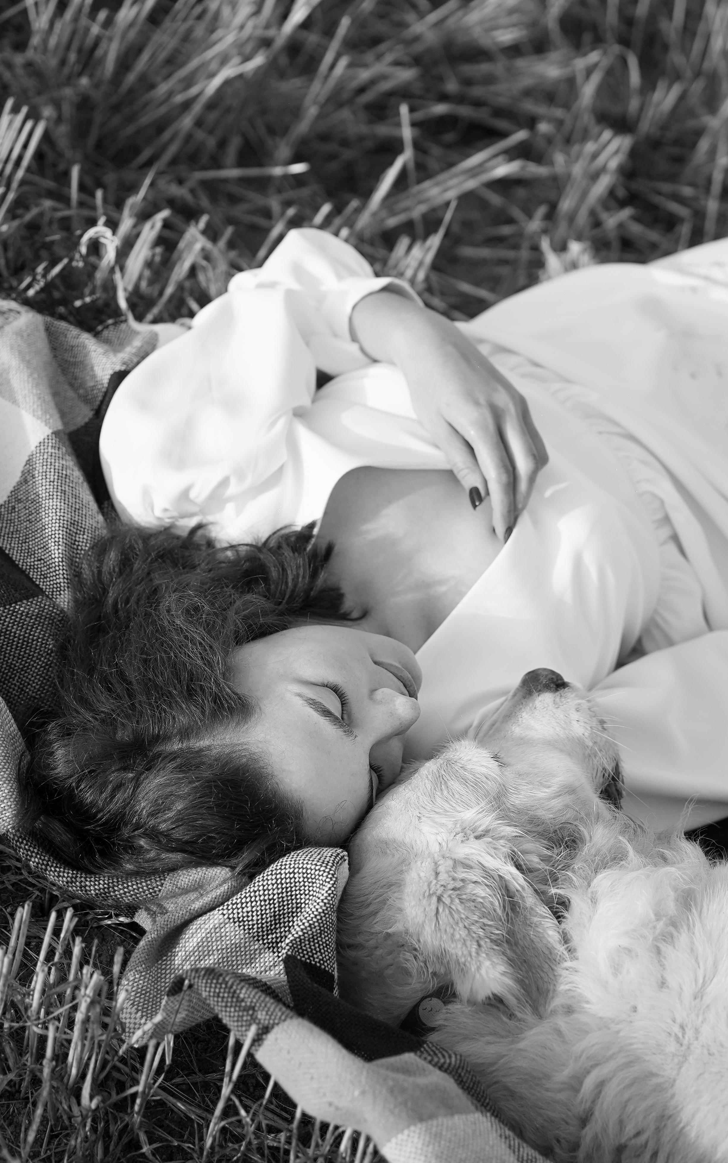 Настя и Арчи в полях. Фотограф-анималист в Санкт-Петербурге Яна Мартынова