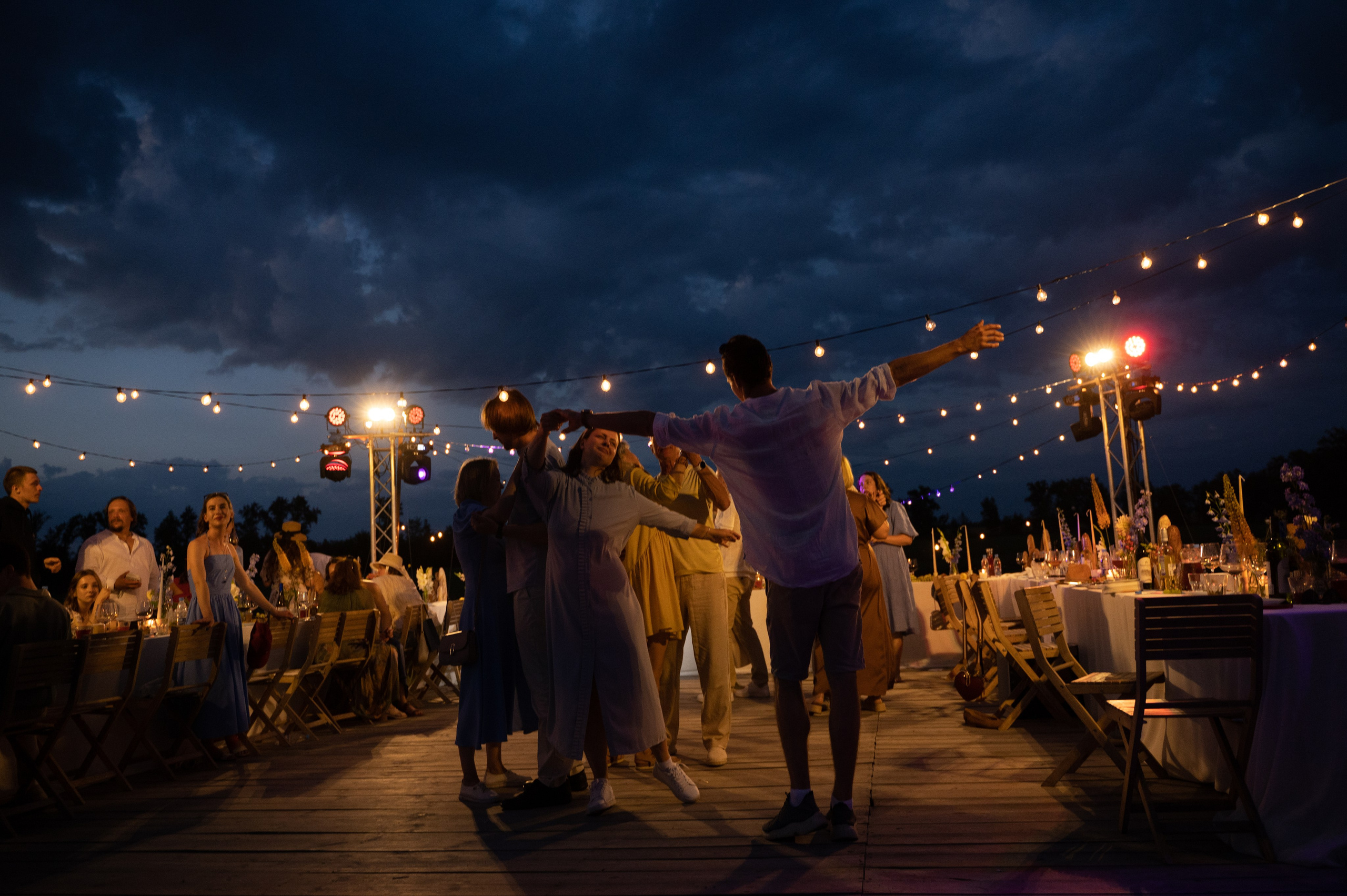 Держась за руки…. Свадебный фотограф Тольятти Самара Холмов Артем