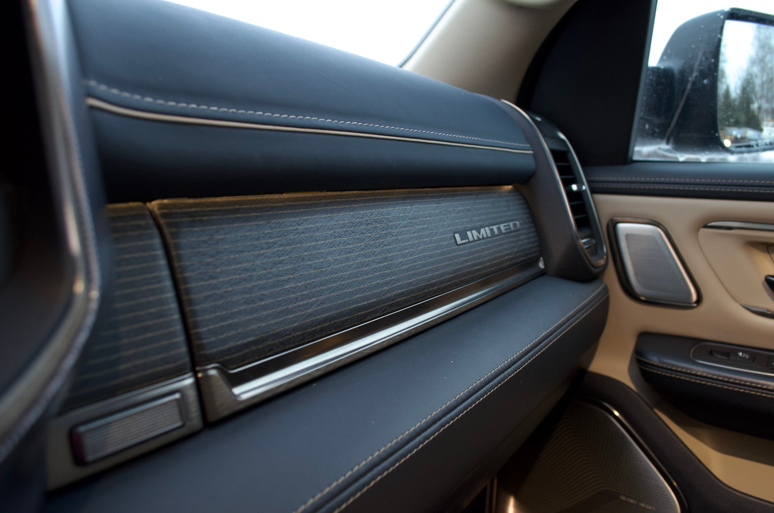 АВТО НА ПРОДАЖУ. Разноплановый фотограф из Москвы/Твери