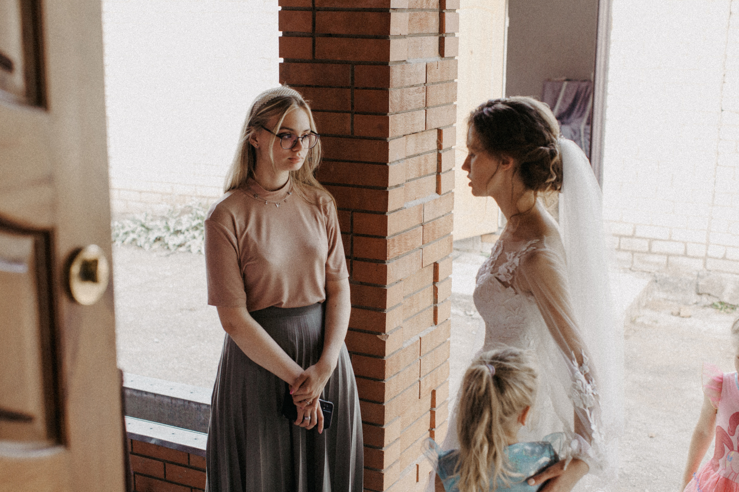 Свадебный фотограф. Отрадный. Свадебный и семейный фотограф в Самаре и Сочи