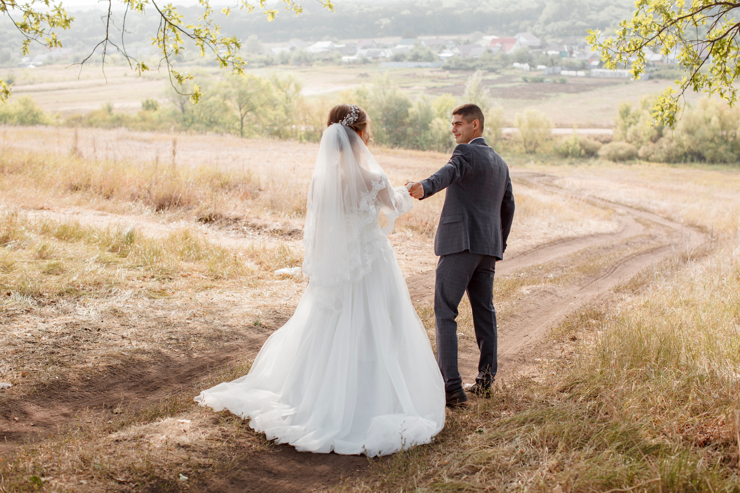 Свадебный фотограф. Отрадный. Свадебный и семейный фотограф в Самаре и Сочи