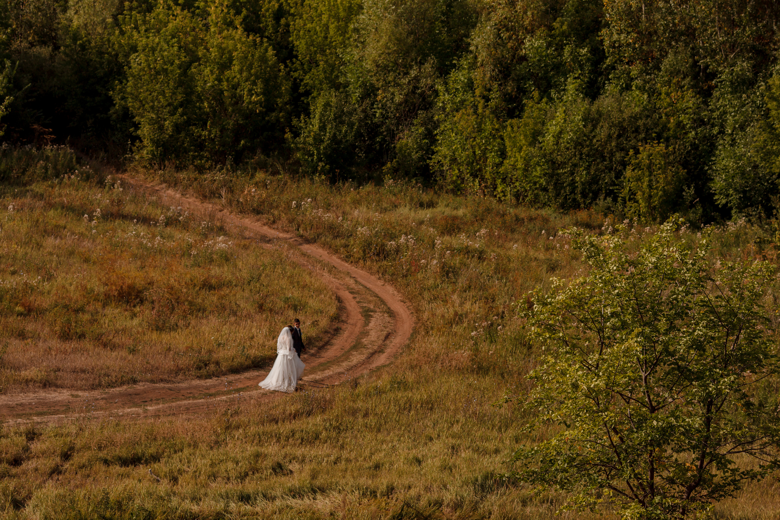 Свадебный фотограф. Отрадный. Свадебный и семейный фотограф в Самаре и Сочи