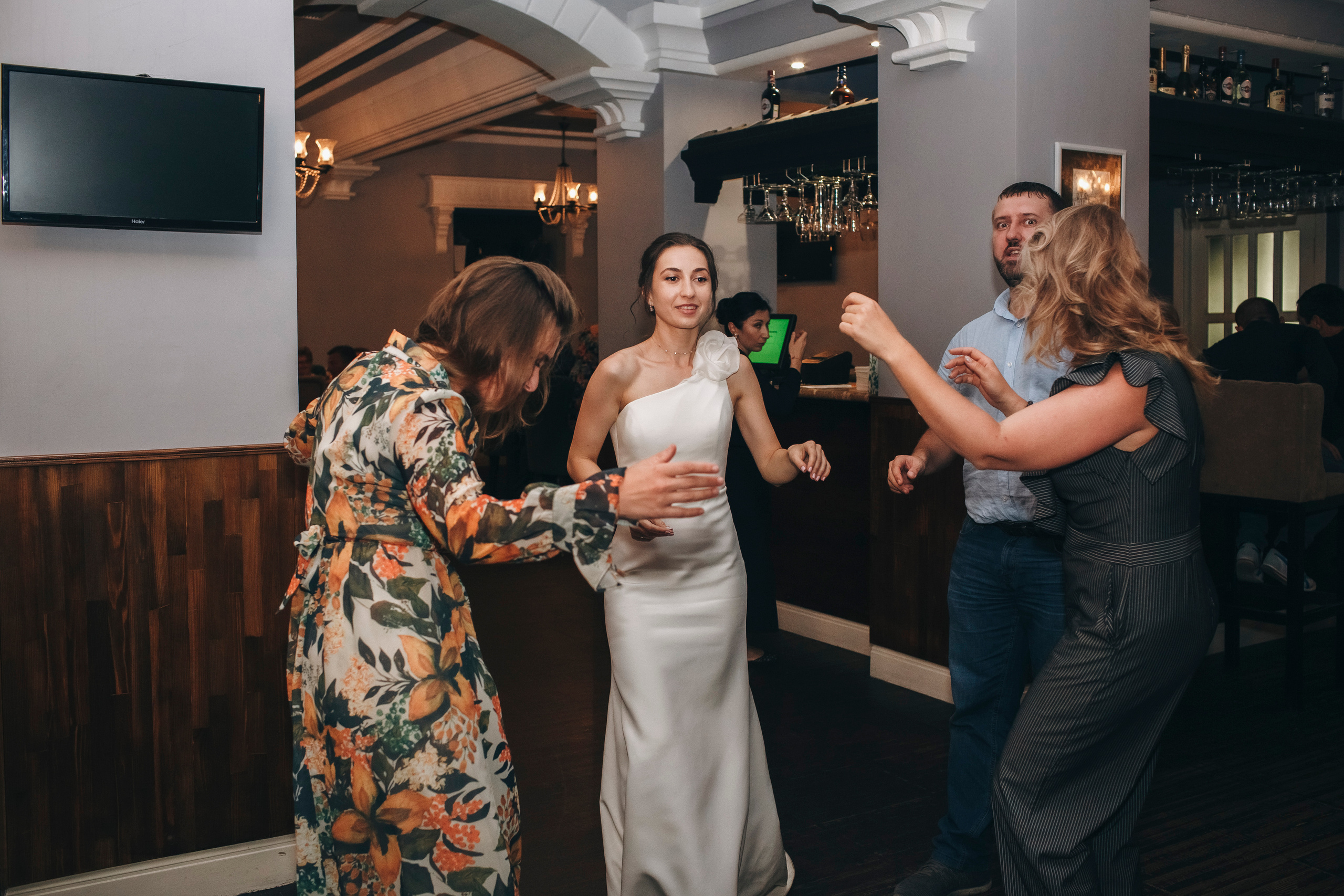 Свадьба в Абхазии. Свадебный фотограф в Абхазии. Свадебный и семейный фотограф в Самаре и Сочи