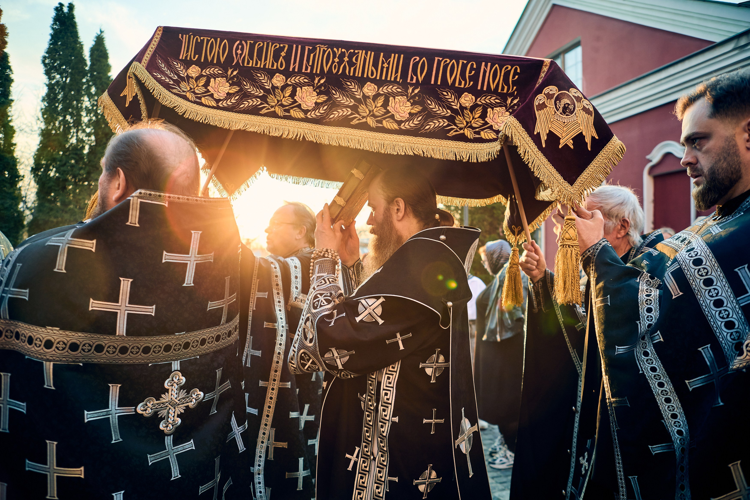 Утреня Погребение Спасителя. DMITRY MOISEENKO — фотограф, художник, топ-стилист