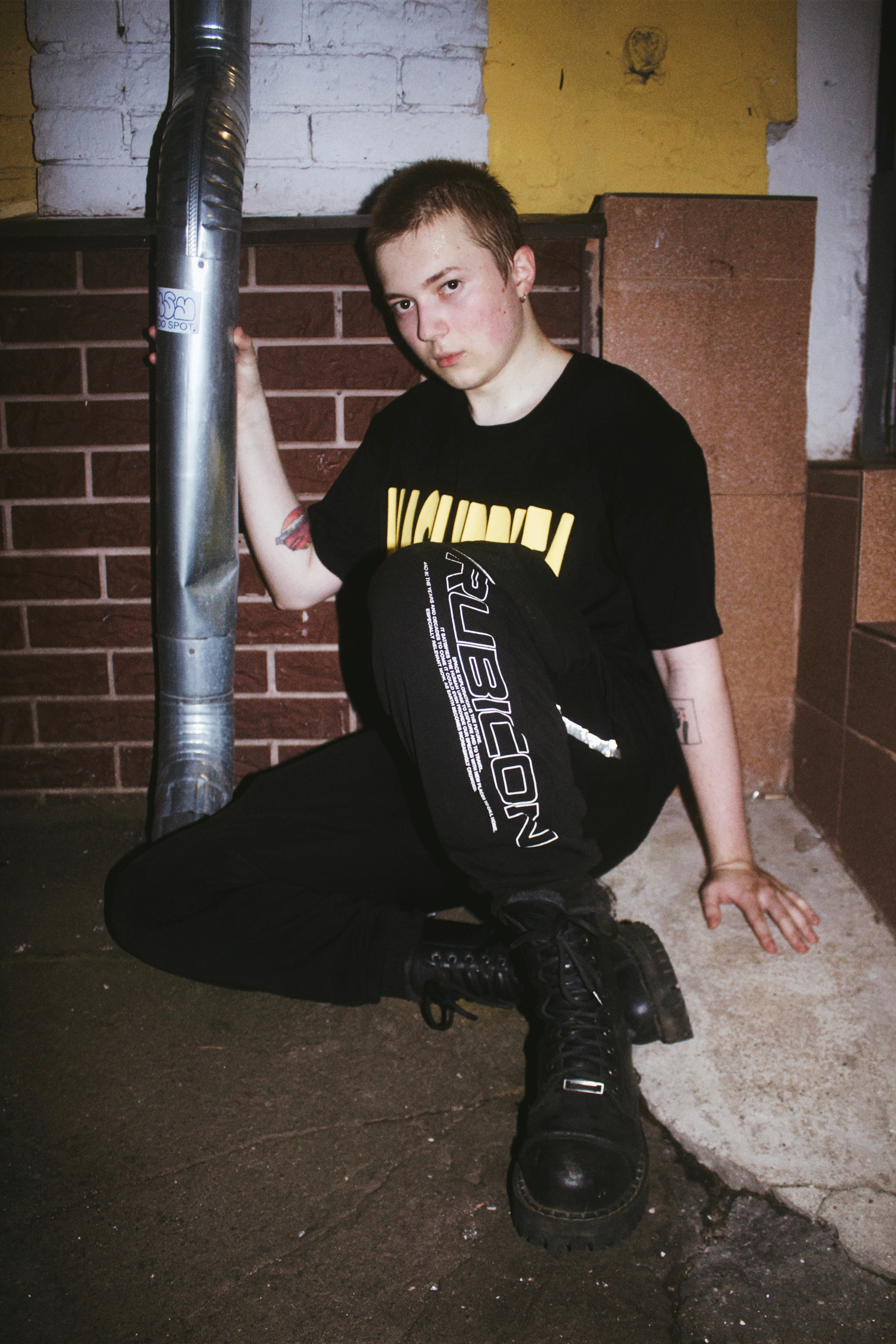 Съемка мерча MASHUPBLE. Концертный и портретный фотограф в Москве Соня Спросонья