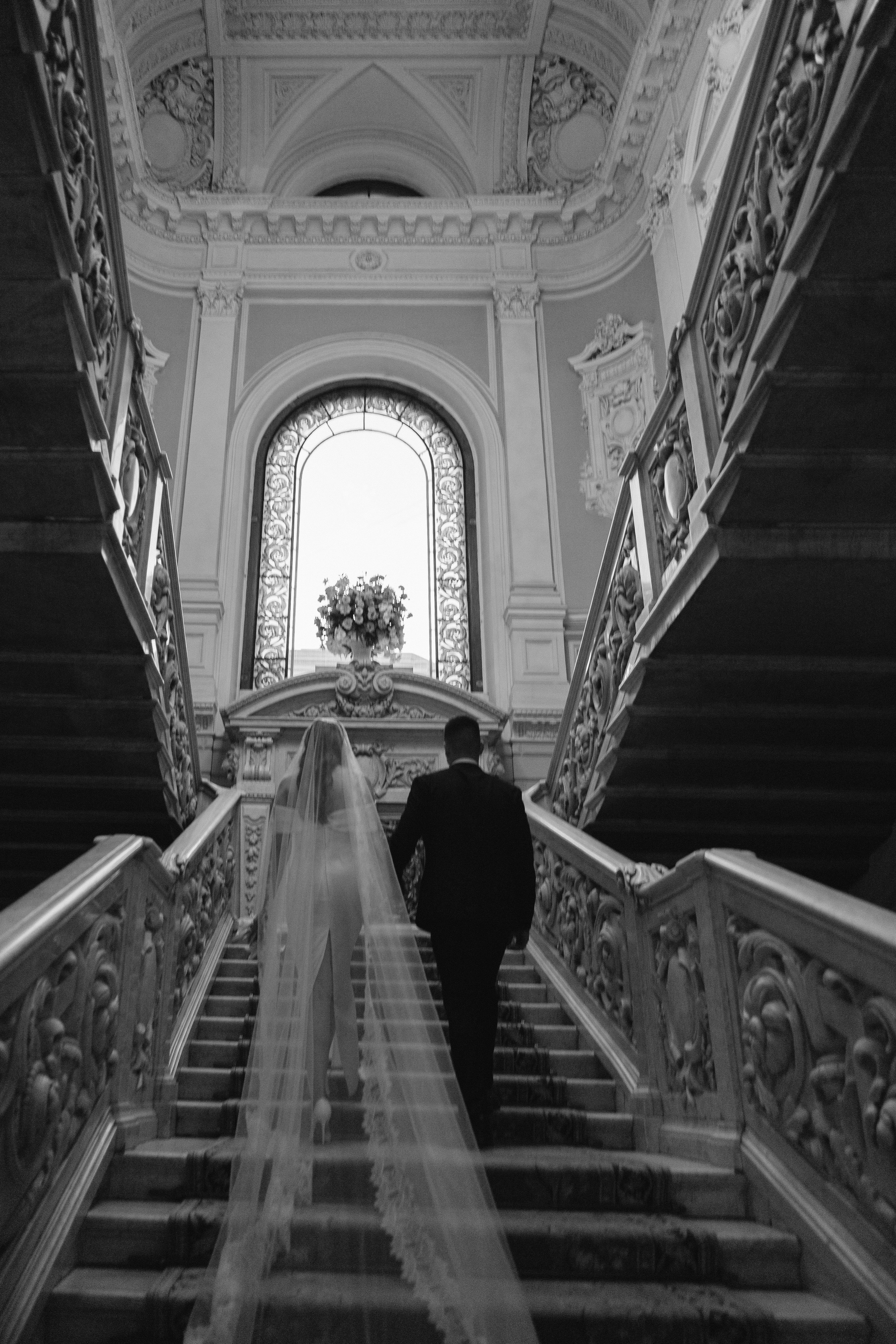 Камилла и Равиль. Загс и прогулка. Свадебный фотограф в Санкт-Петербурге Лана Денисова
