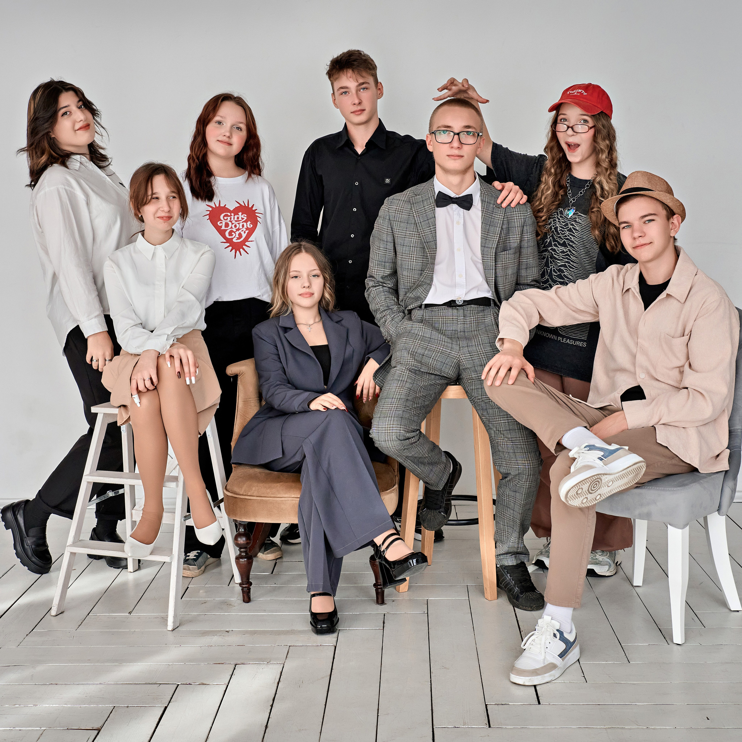 Фотосъёмка в студии «Окна» на выпускные альбомы. Калуга. Фотограф Меняйло Евгений. Свадьба. Портрет. Репортаж. Семья. Контент