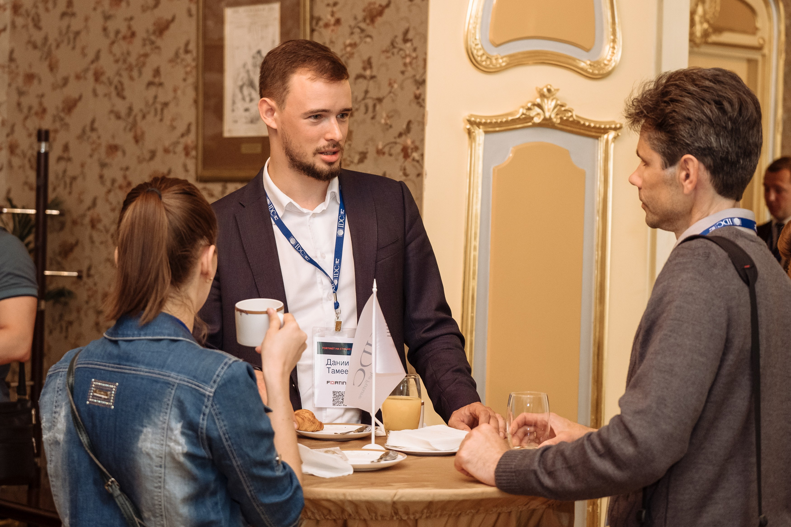 Frontinet_metropol. Антон Гошовский - свадебный и семейный фотограф в Москве и Крыму