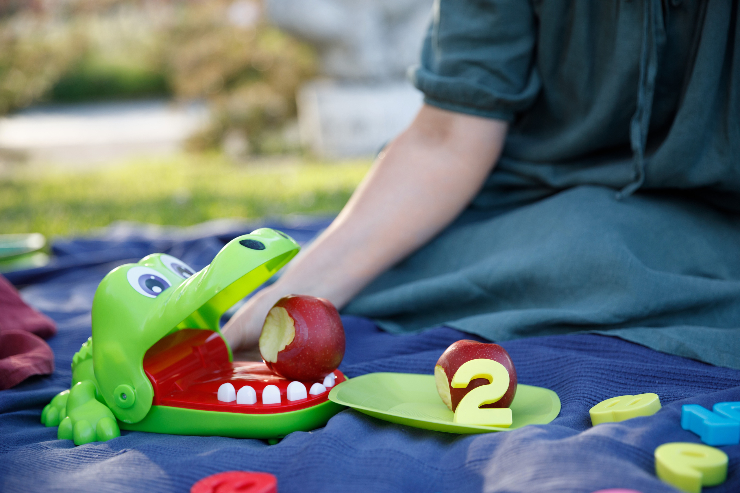 Учителя — дефектологи, работающие с детьми с аутизом. Реклама курсов. Фотограф в Москве Слуцкая Наталья, репортаж, портрет, контент