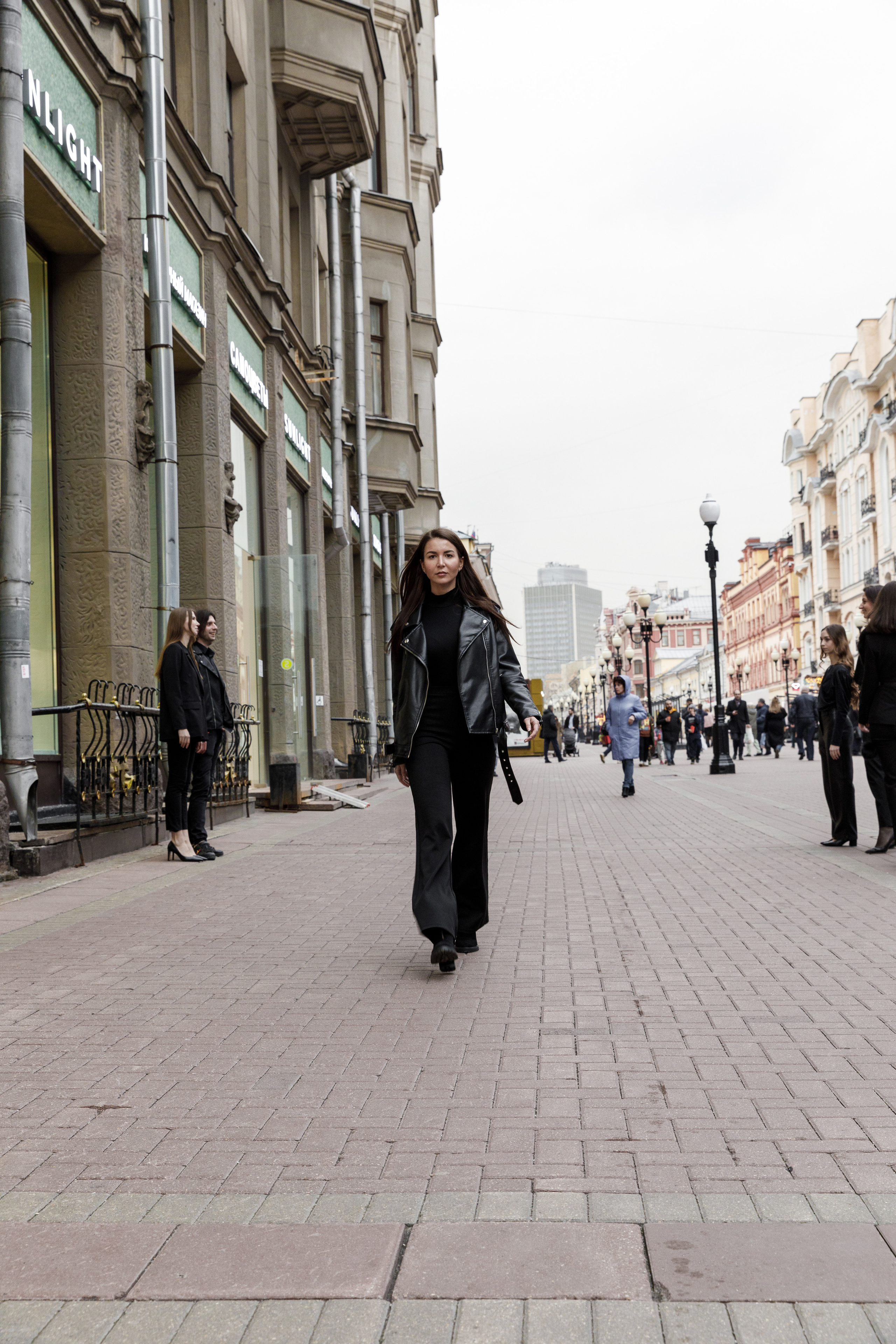 Шуточное дефиле на Арбате. Фотограф в Москве Слуцкая Наталья, репортаж, портрет, контент