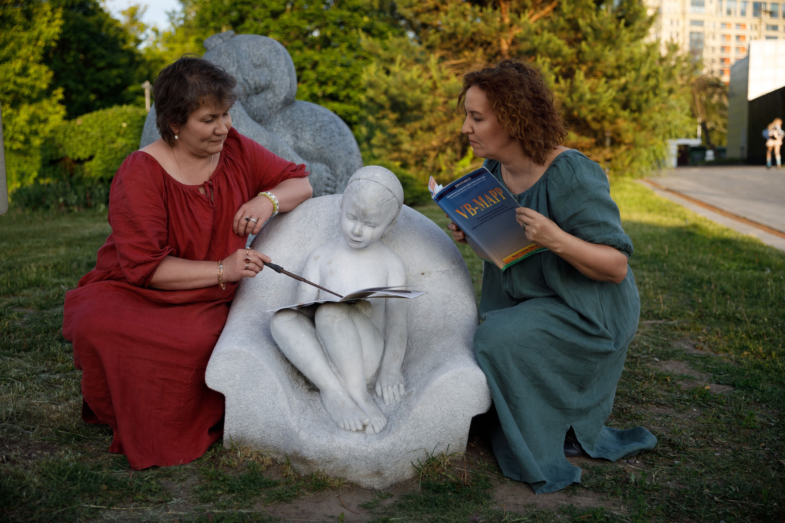 Учителя — дефектологи, работающие с детьми с аутизом. Реклама курсов. Фотограф в Москве Слуцкая Наталья, репортаж, портрет, контент