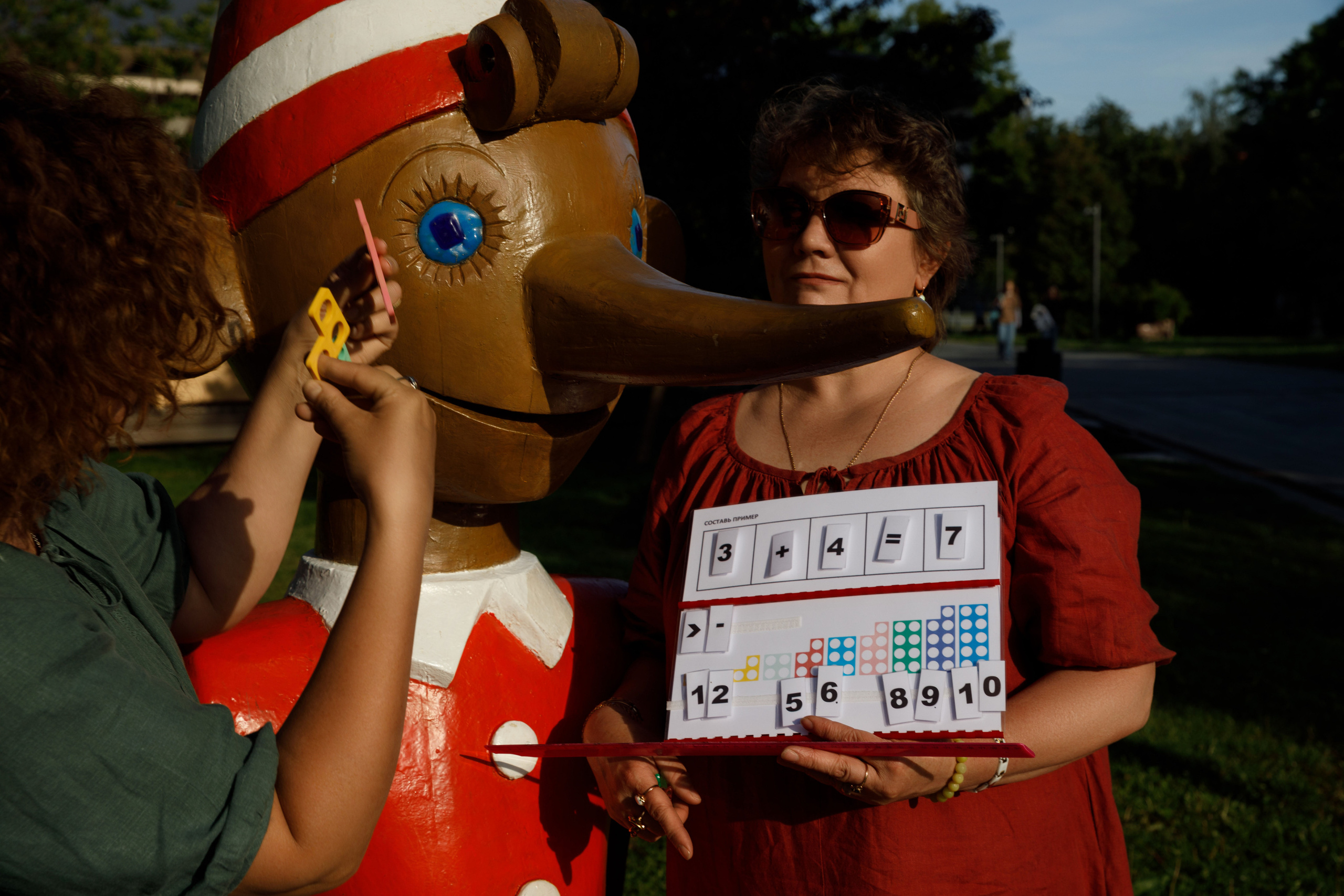 Учителя — дефектологи, работающие с детьми с аутизом. Реклама курсов. Фотограф в Москве Слуцкая Наталья, репортаж, портрет, контент