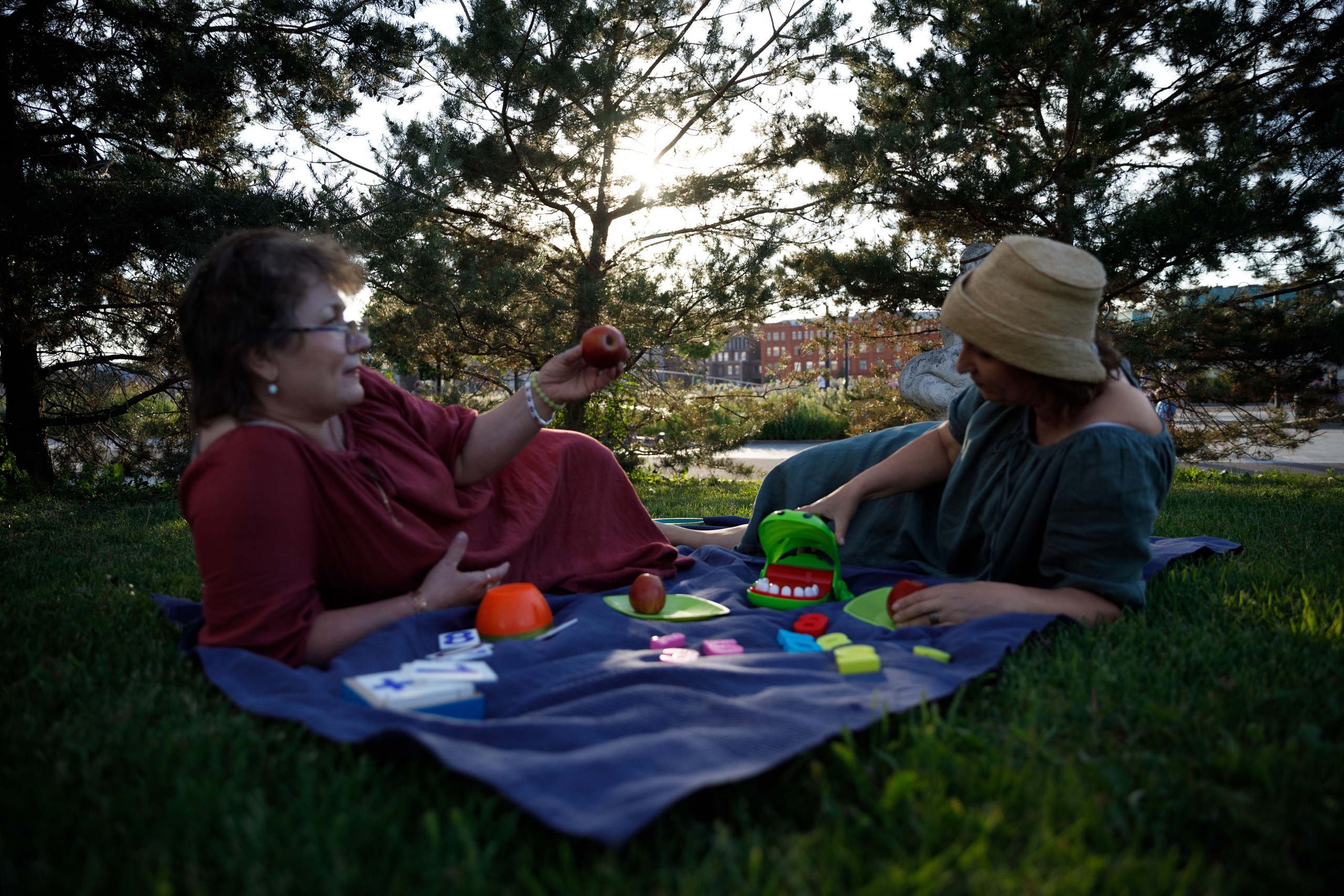 Учителя — дефектологи, работающие с детьми с аутизом. Реклама курсов. Фотограф в Москве Слуцкая Наталья, репортаж, портрет, контент