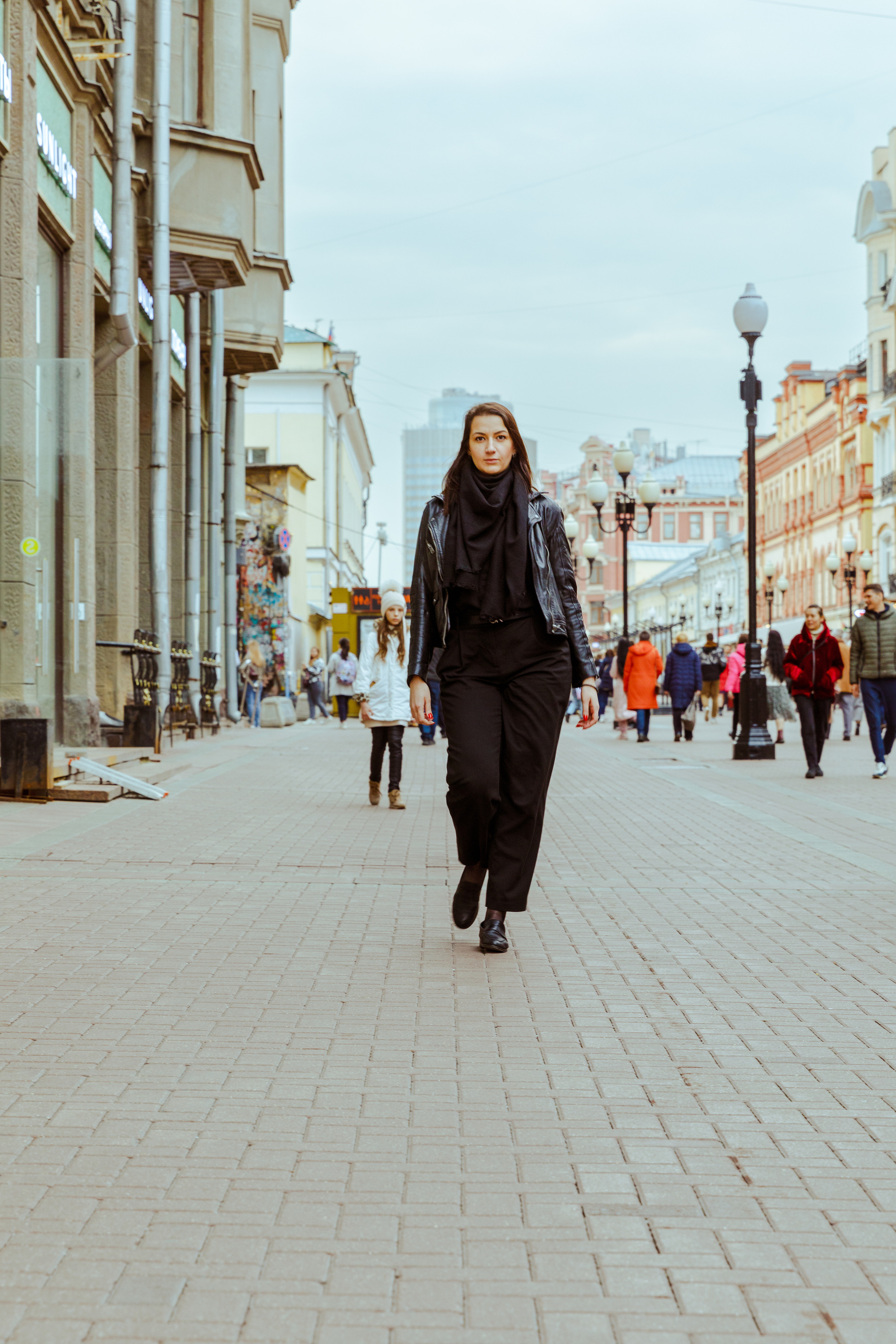 Шуточное дефиле на Арбате. Фотограф в Москве Слуцкая Наталья, репортаж, портрет, контент