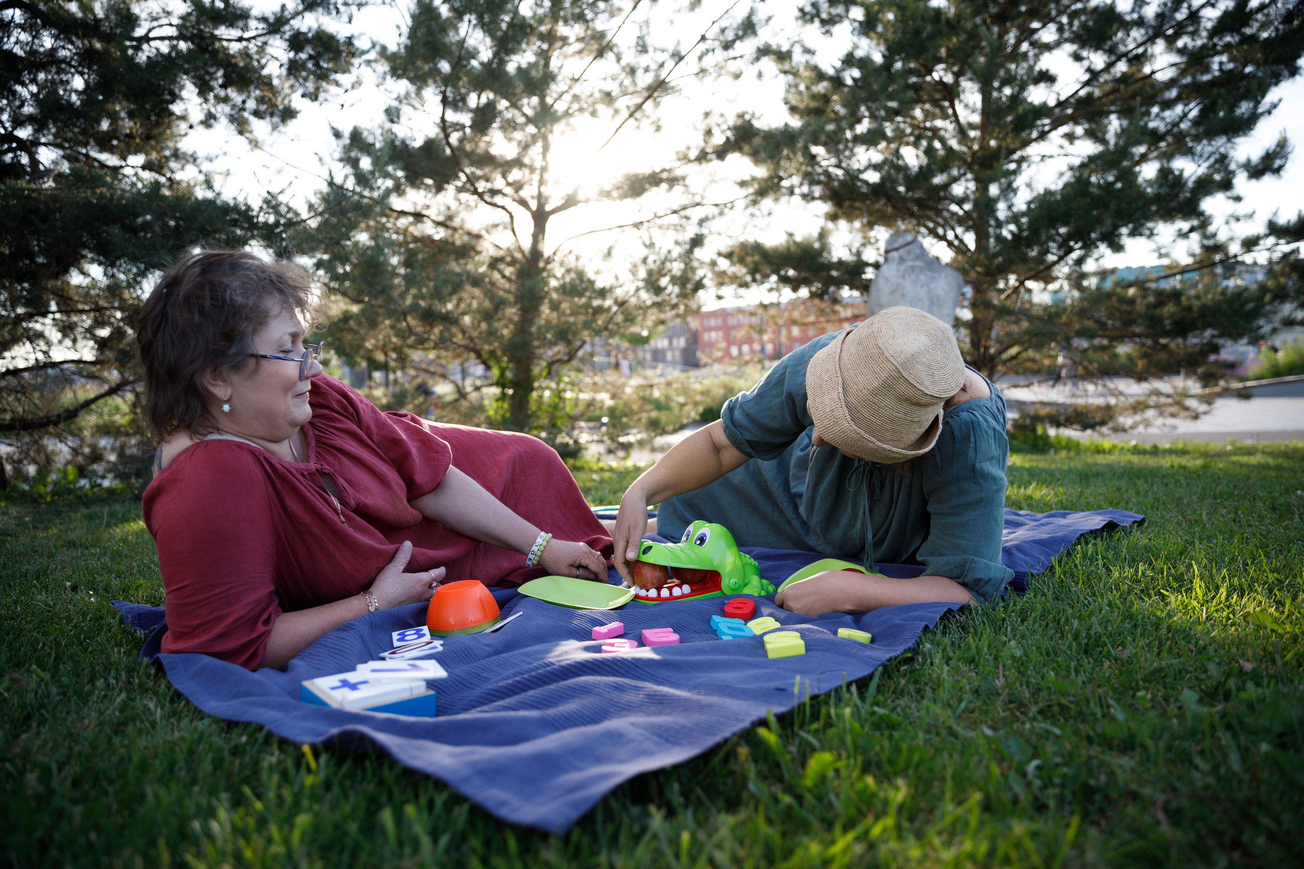 Учителя — дефектологи, работающие с детьми с аутизом. Реклама курсов. Фотограф в Москве Слуцкая Наталья, репортаж, портрет, контент