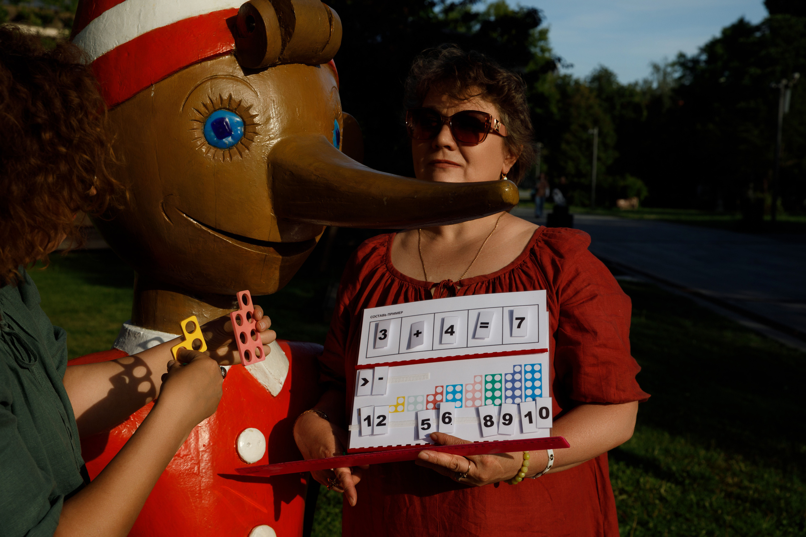 Учителя — дефектологи, работающие с детьми с аутизом. Реклама курсов. Фотограф в Москве Слуцкая Наталья, репортаж, портрет, контент