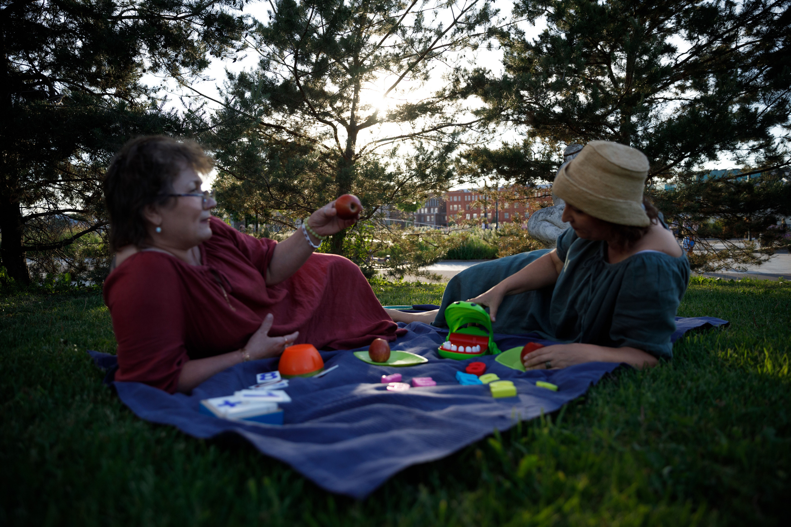 Учителя — дефектологи, работающие с детьми с аутизом. Реклама курсов. Фотограф в Москве Слуцкая Наталья, репортаж, портрет, контент