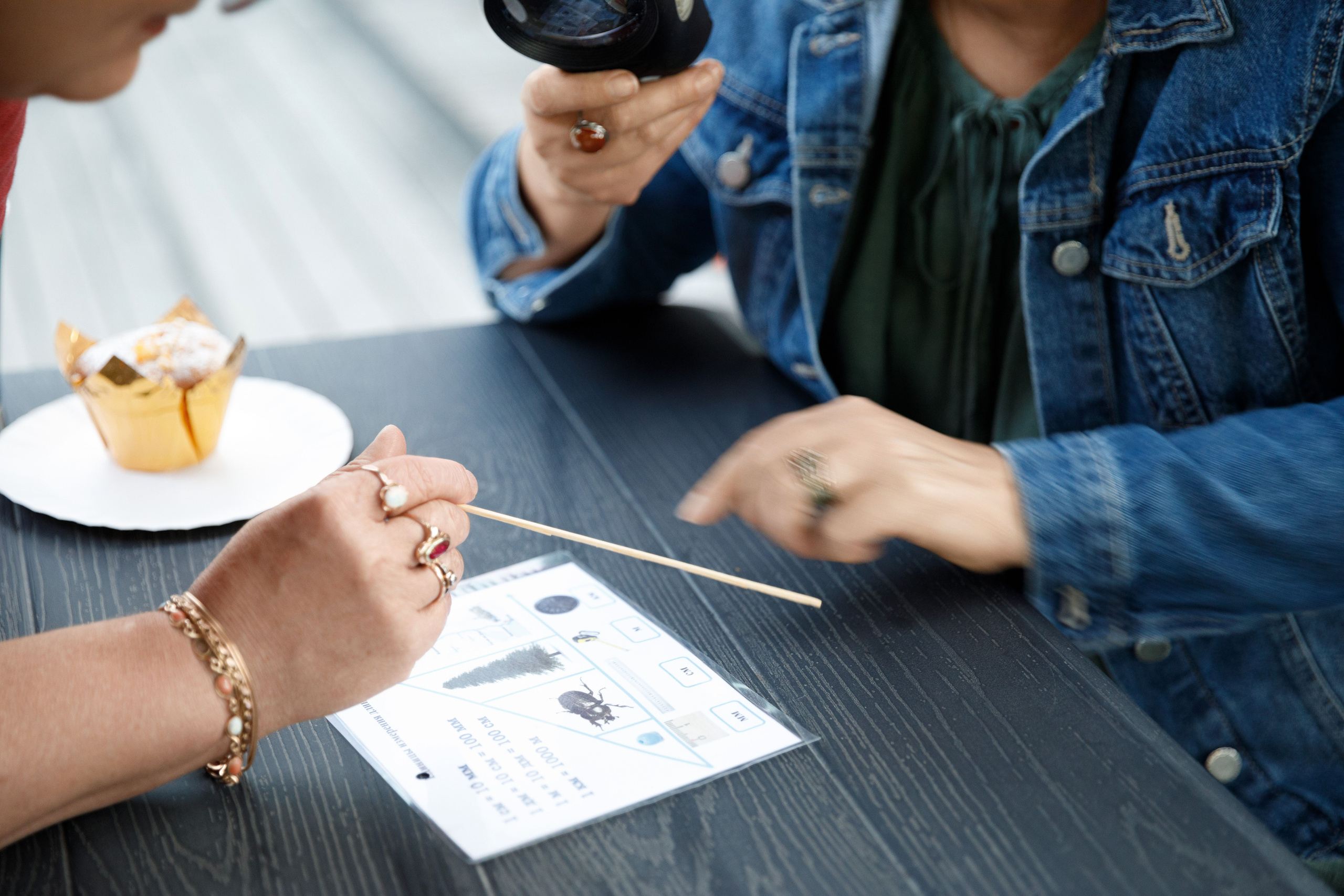 Учителя — дефектологи, работающие с детьми с аутизом. Реклама курсов. Фотограф в Москве Слуцкая Наталья, репортаж, портрет, контент