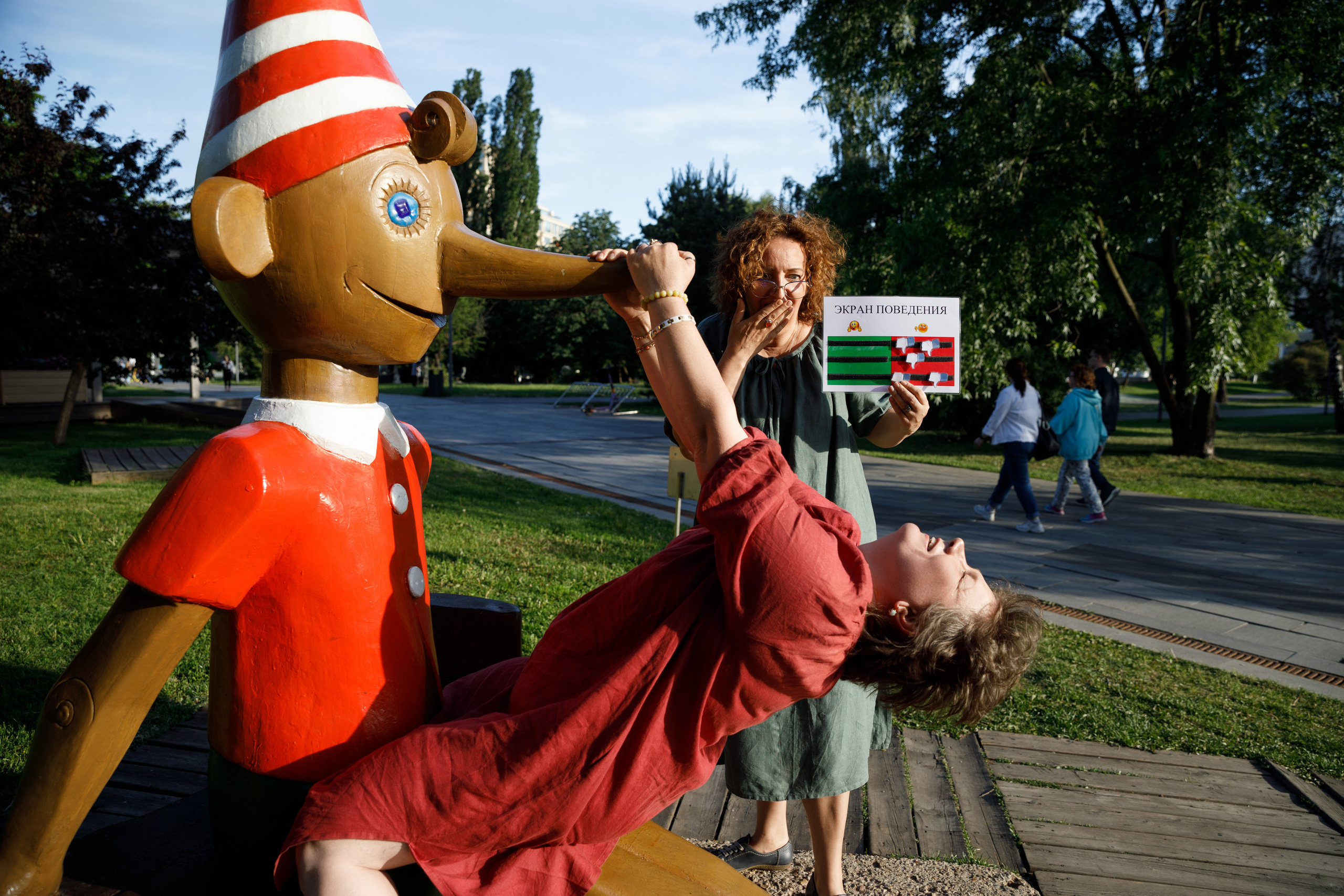 Учителя — дефектологи, работающие с детьми с аутизом. Реклама курсов. Фотограф в Москве Слуцкая Наталья, репортаж, портрет, контент