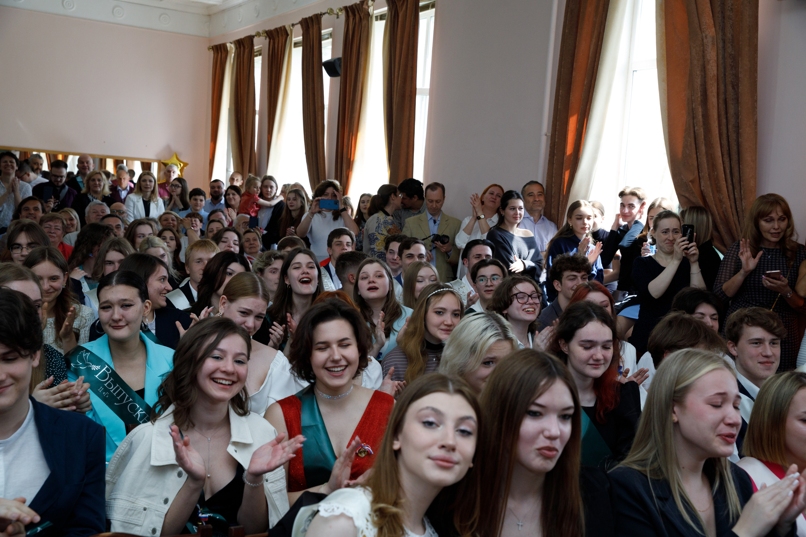 Школьный последний звонок. Фотограф в Москве Слуцкая Наталья, репортаж, портрет, контент