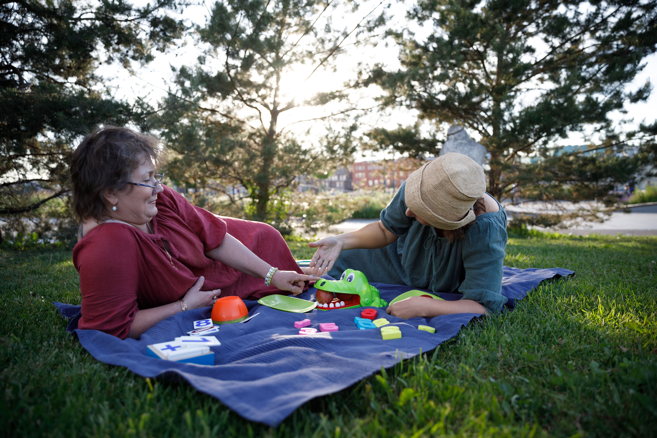 Учителя — дефектологи, работающие с детьми с аутизом. Реклама курсов. Фотограф в Москве Слуцкая Наталья, репортаж, портрет, контент