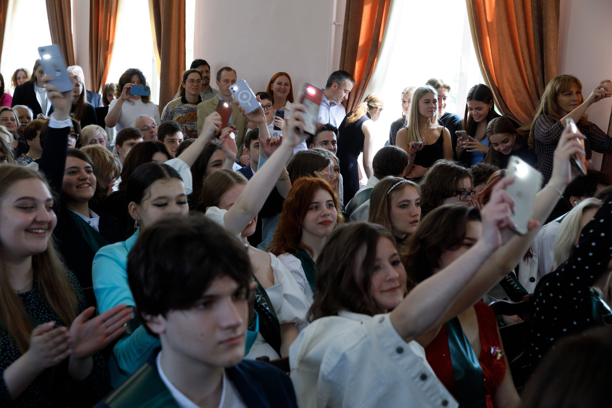 Школьный последний звонок. Фотограф в Москве Слуцкая Наталья, репортаж, портрет, контент