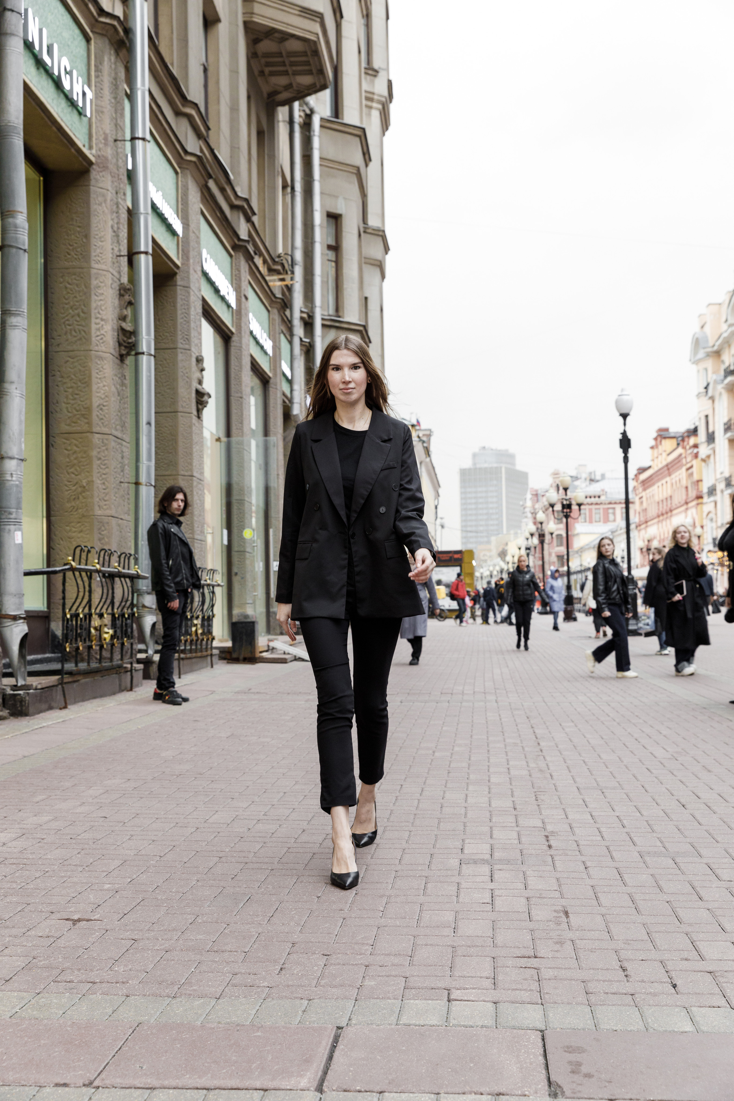 Шуточное дефиле на Арбате. Фотограф в Москве Слуцкая Наталья, репортаж, портрет, контент