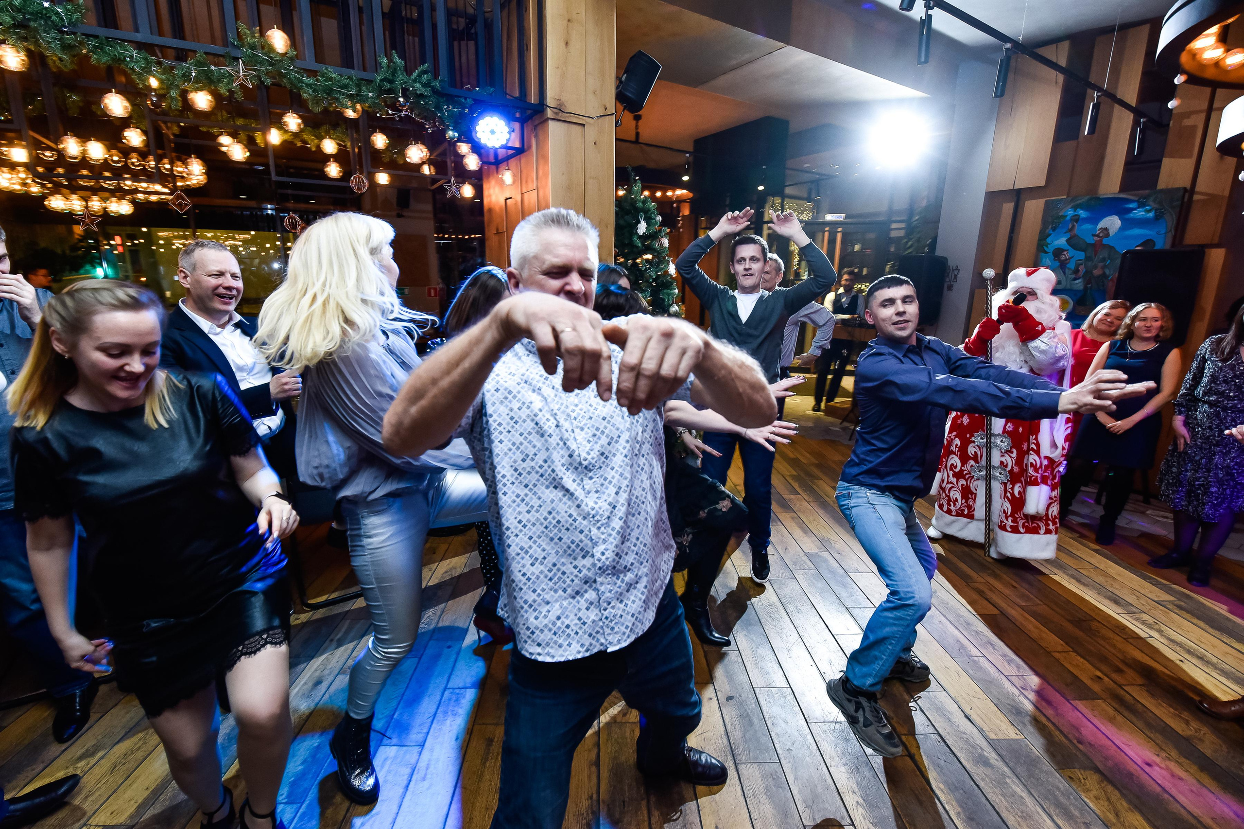 Ёлка в Дади