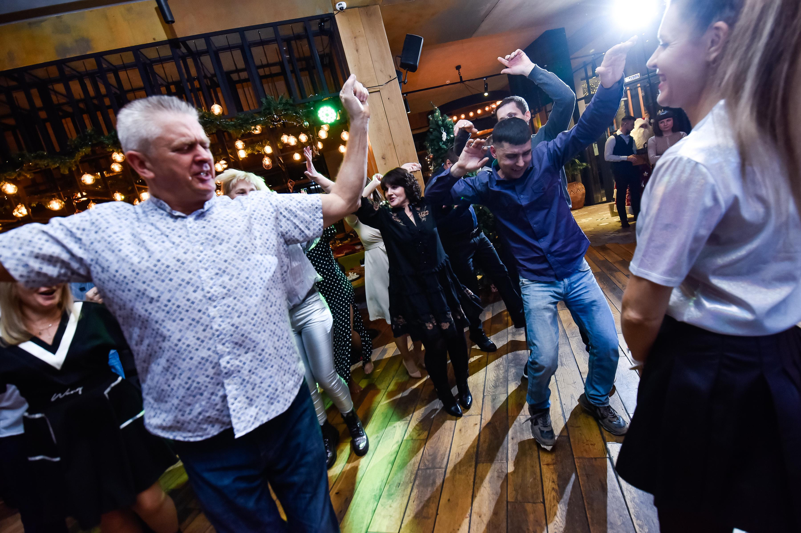 Ёлка в Дади