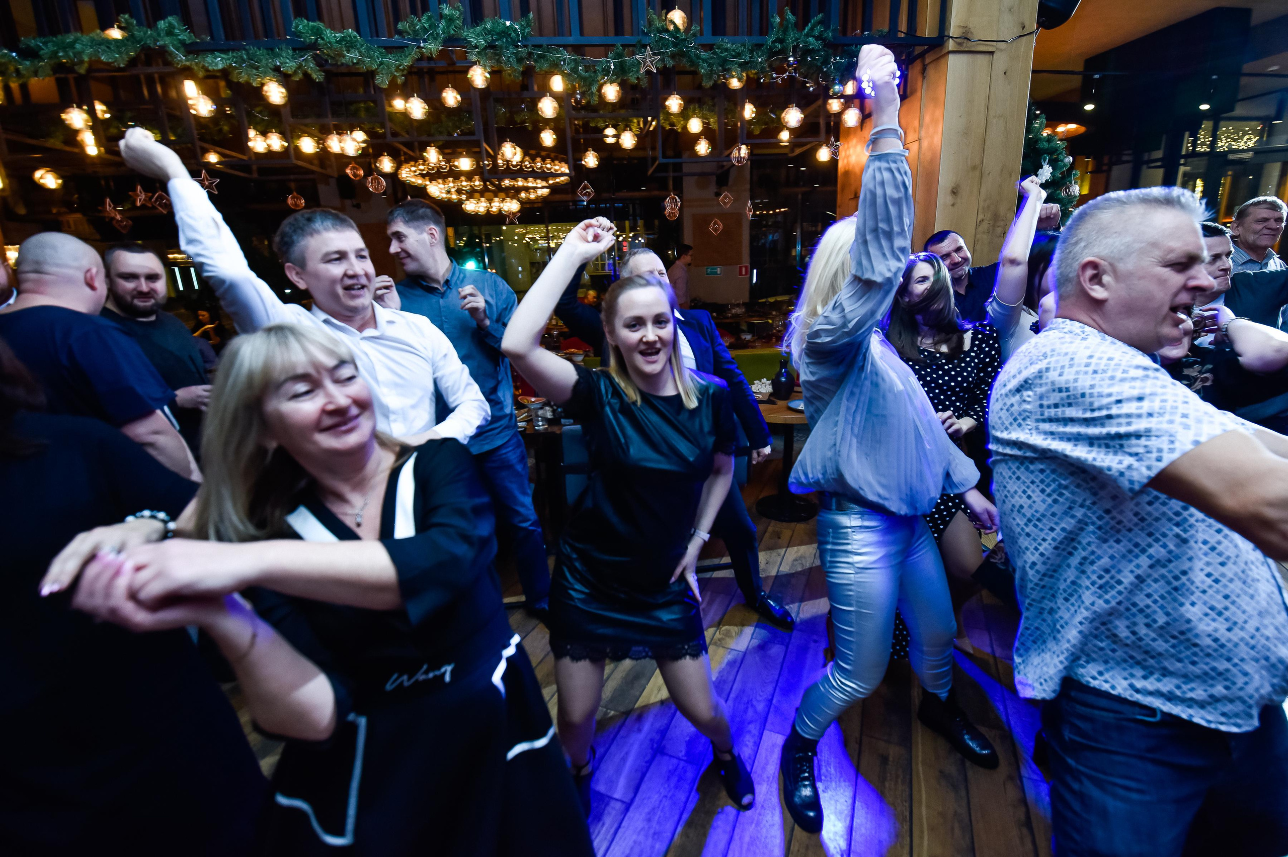 Ёлка в Дади