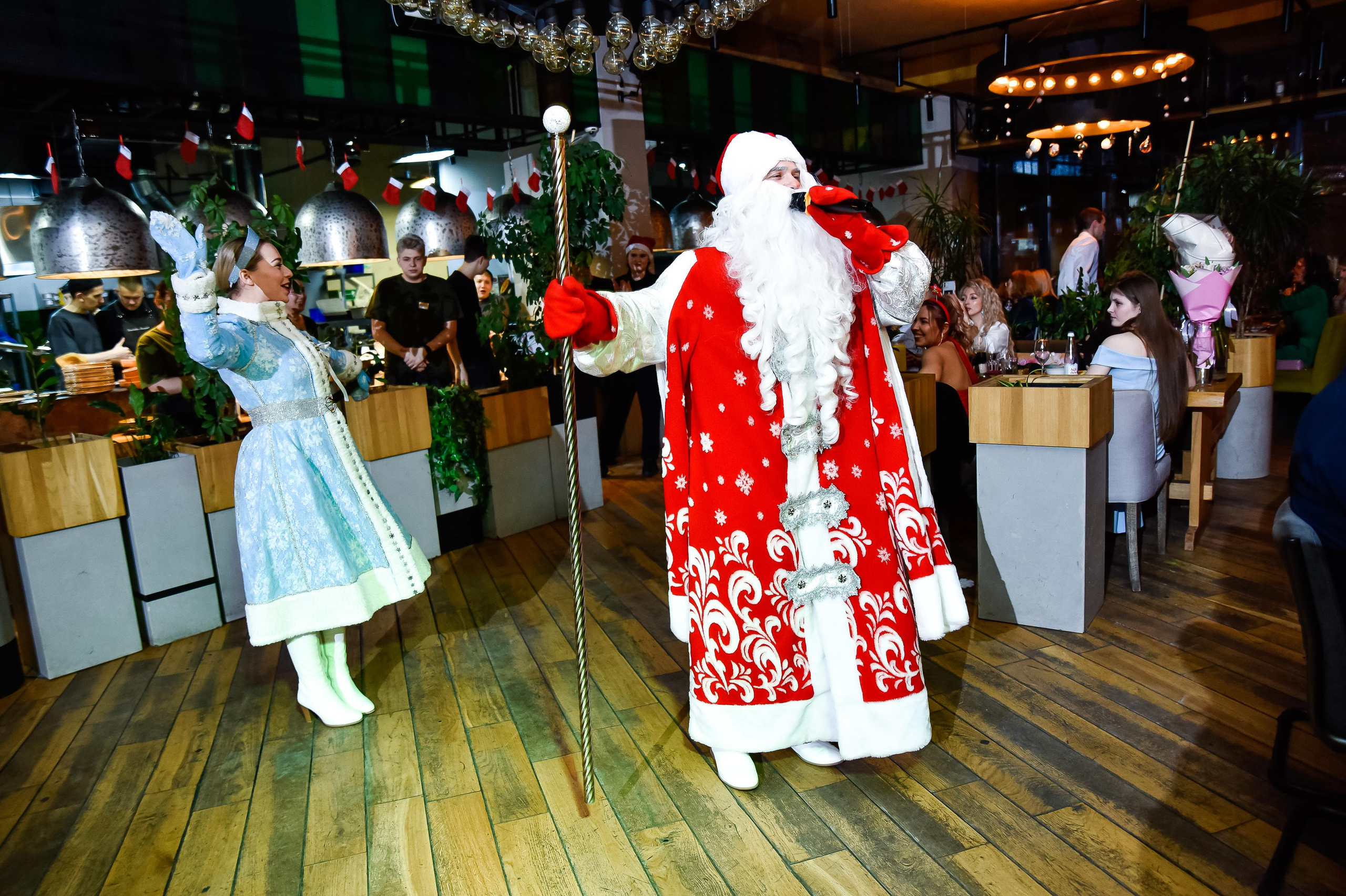 Ёлка в Дади