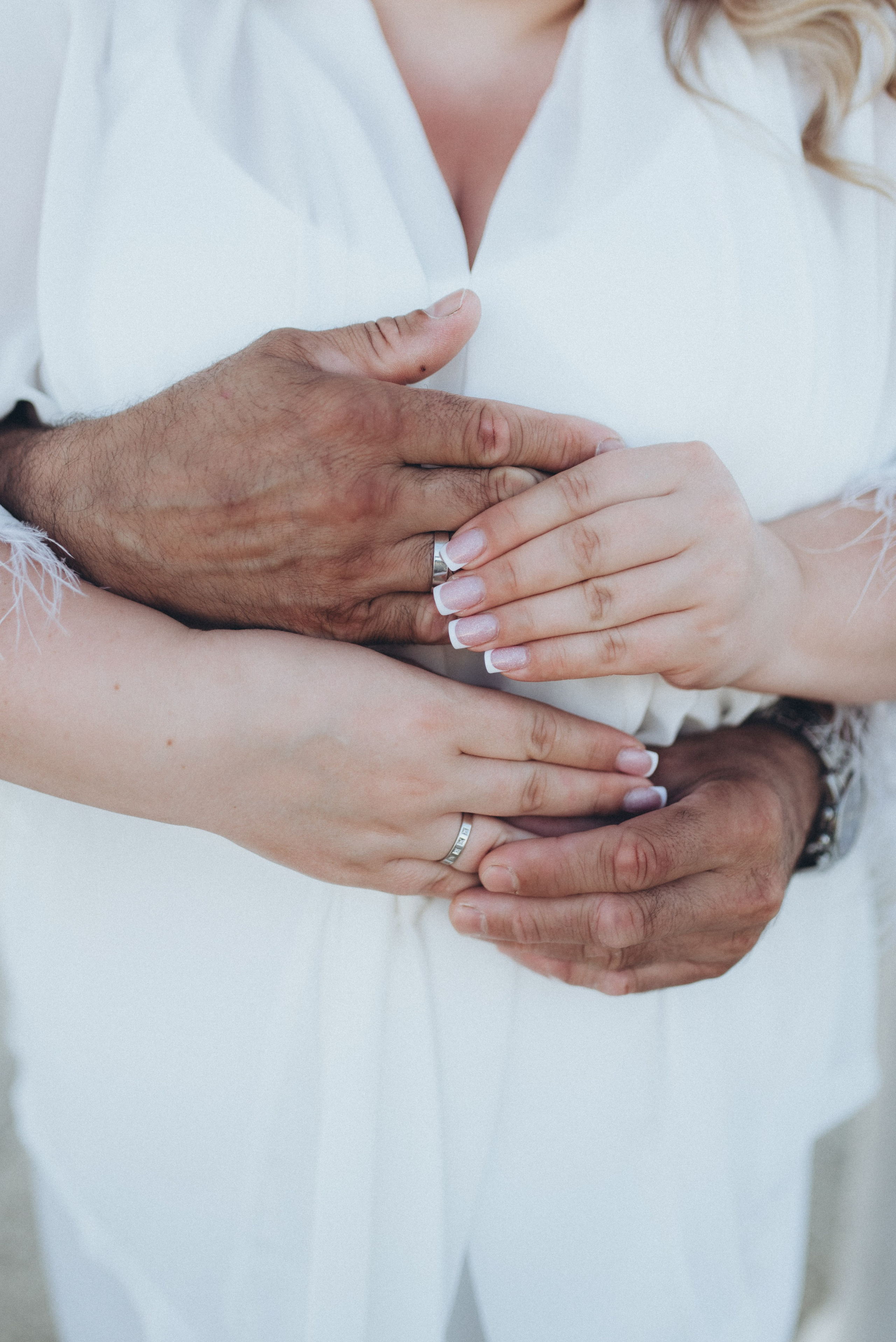 Свадебная фотосессия в морском порту Сочи на рассвете. Фотограф в Сочи — Маргарита Поганова