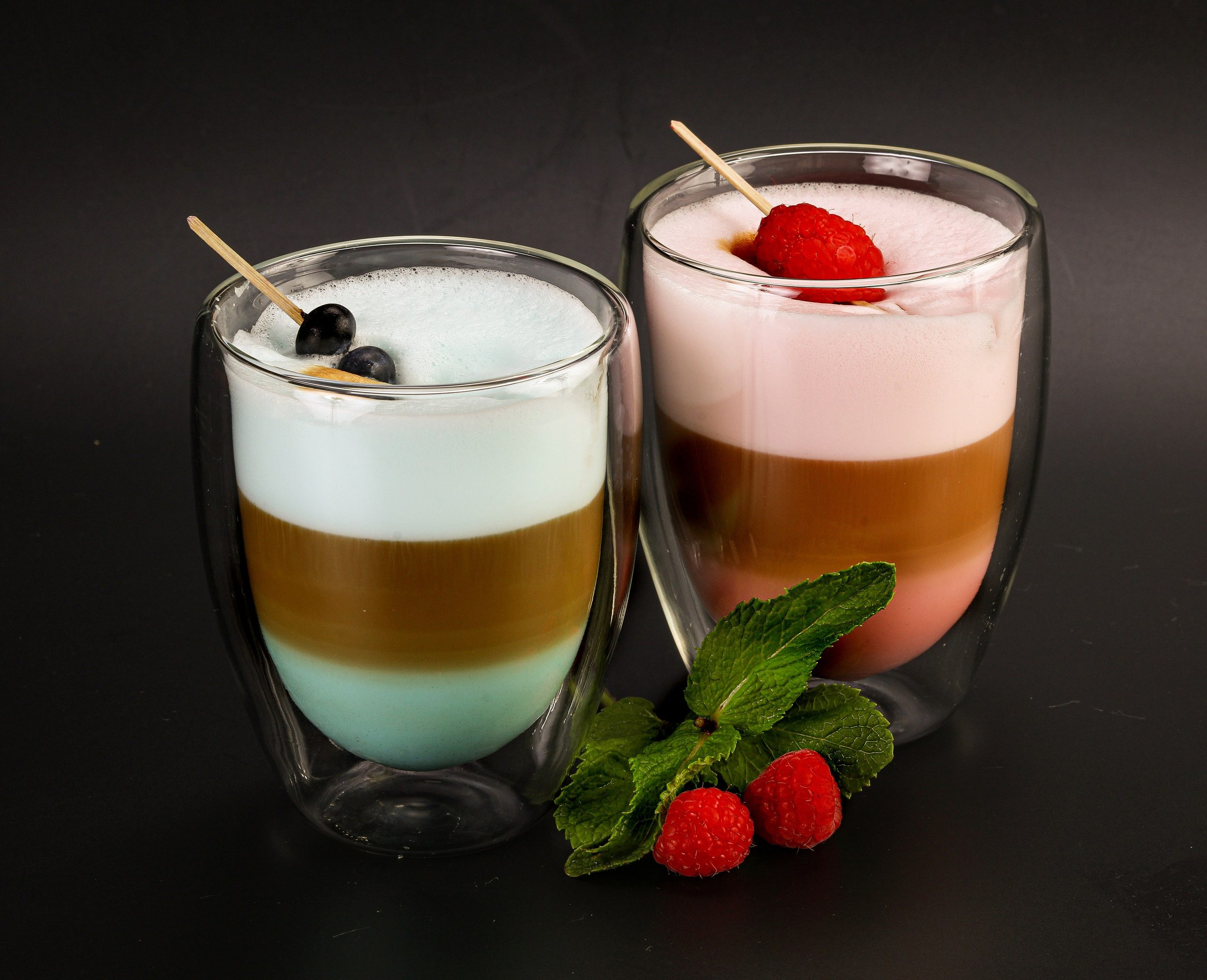 Фотосъемка суши и роллов. Заказ по тел.: +7 (906) 006-90-22. Фуд-фотограф Андрей Старостин — съемка еды в Москве. 9000 руб. в час