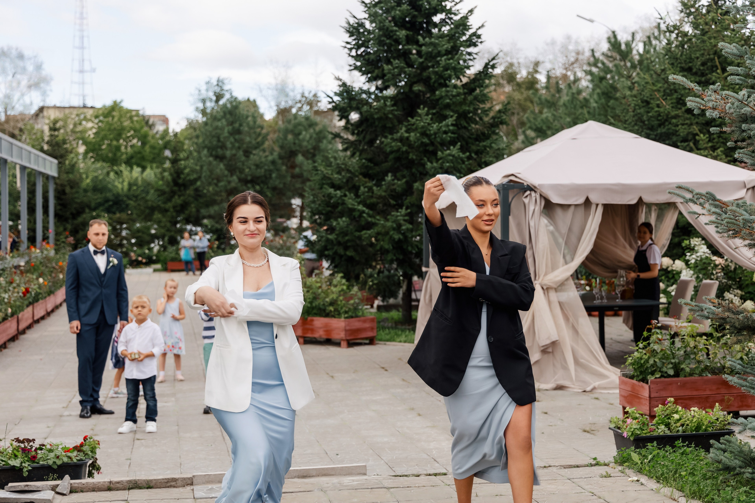 Данил и Екатерина. Sopka. Выездная регистрация. Свадебный фотограф в Хабаровске