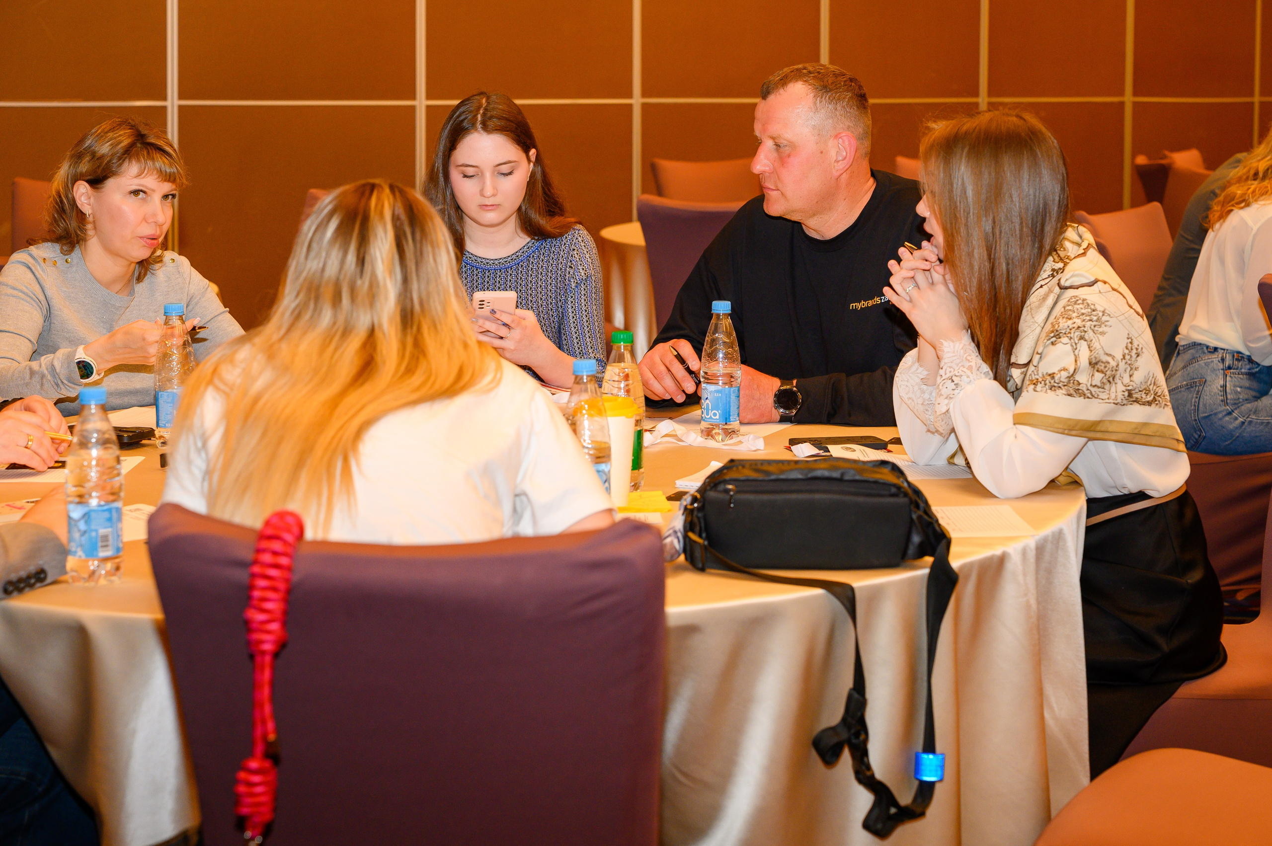 Репортажная съемка с открытия магазина. Фотоуслуги, услуги фотографа, фотографирование важных событий