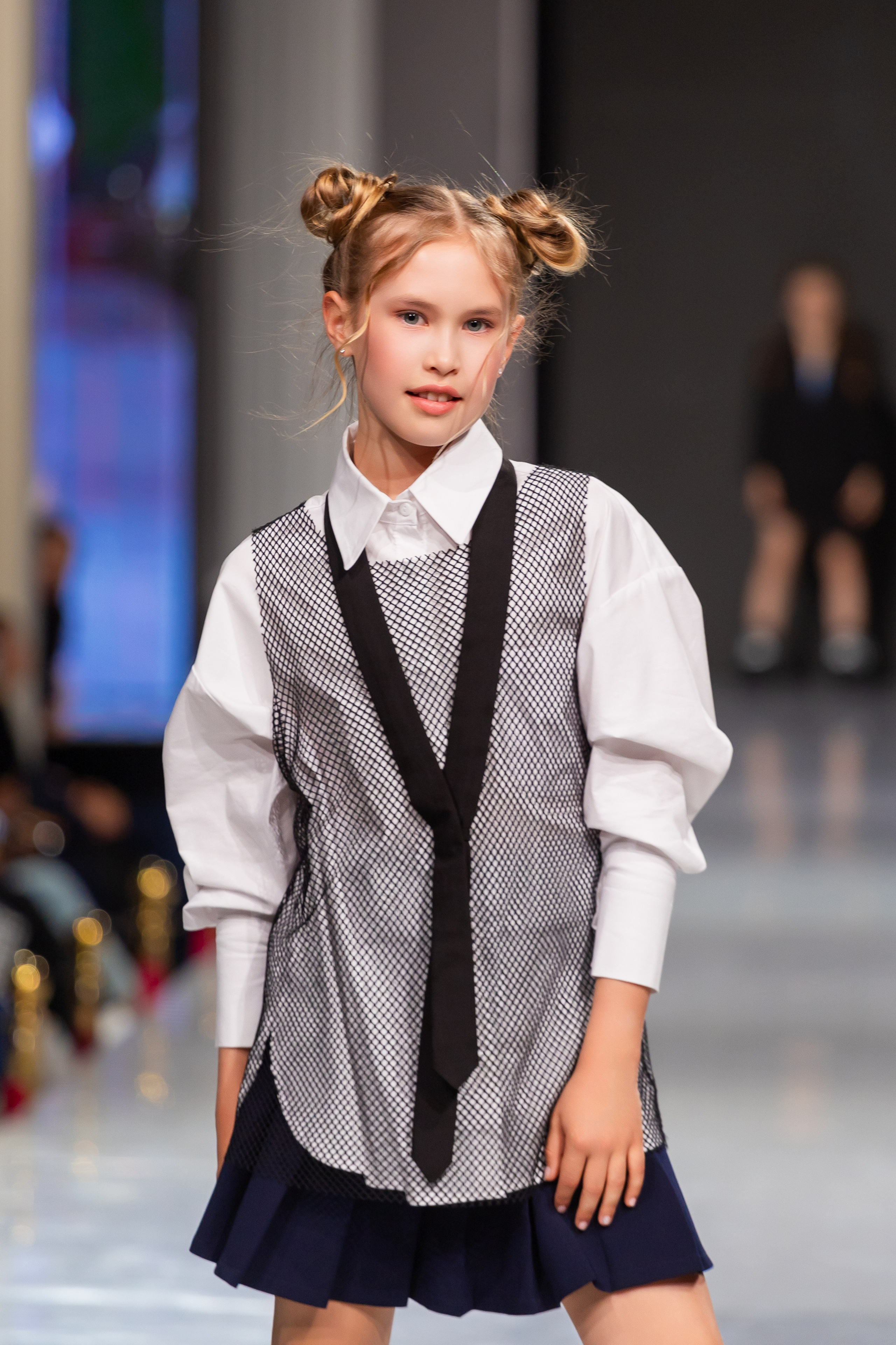 Estet Fashion Week. Photomantis