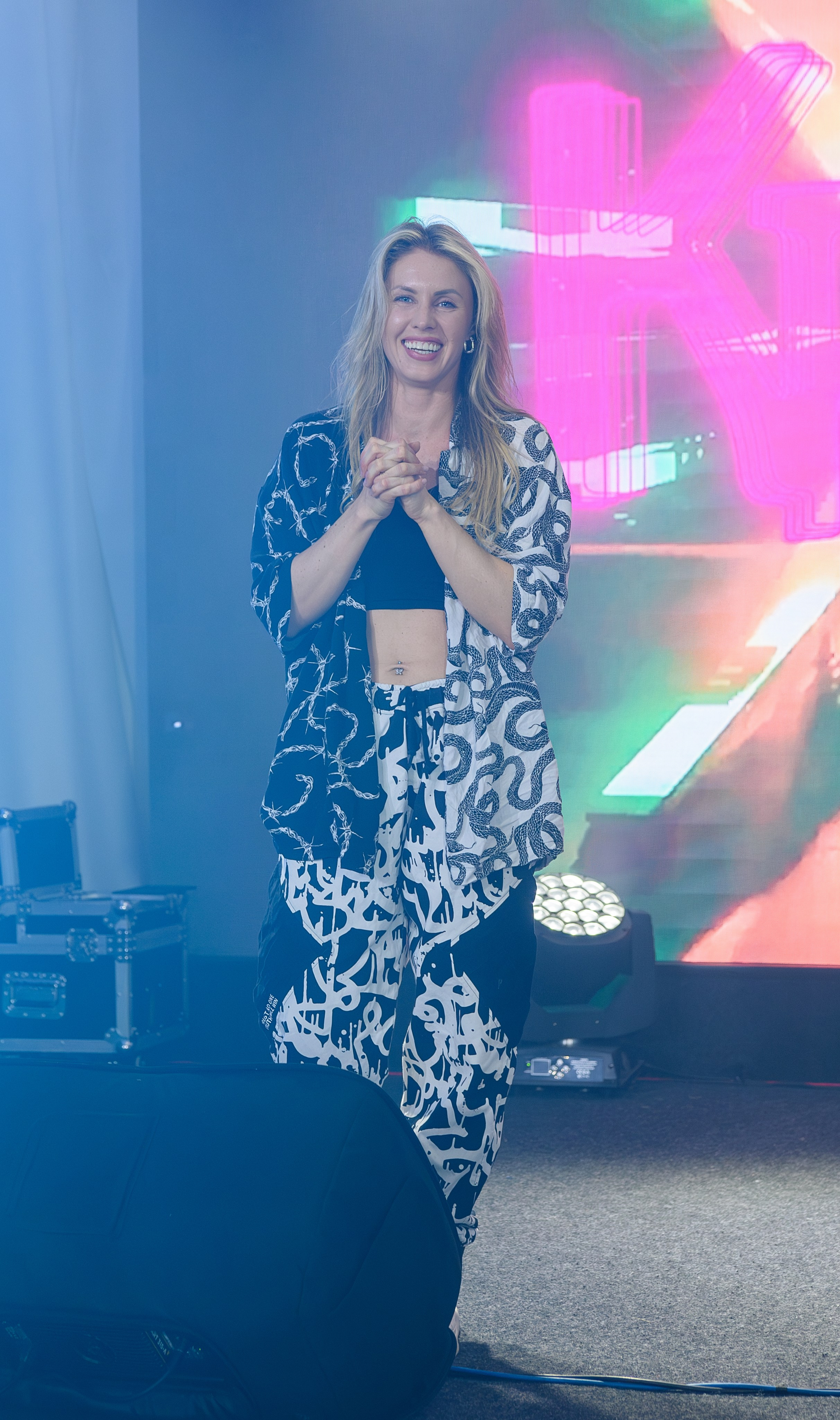 Концерт «КРАСКИ». Профессиональный спортивный фотограф в Санкт-Петербурге