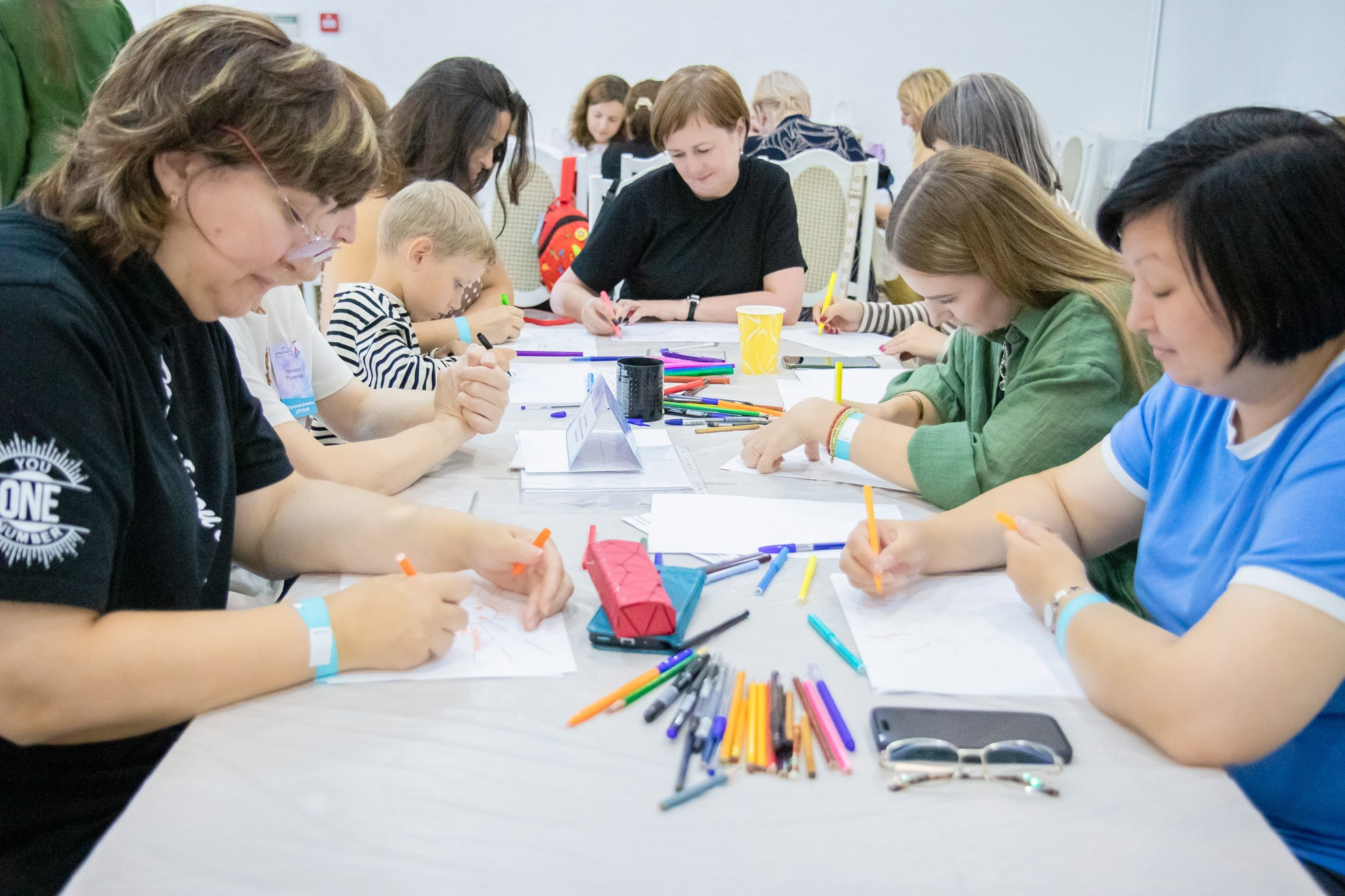 Репортаж мероприятия. Семейный и школьный фотограф в Тюмени Елена Бузиновская