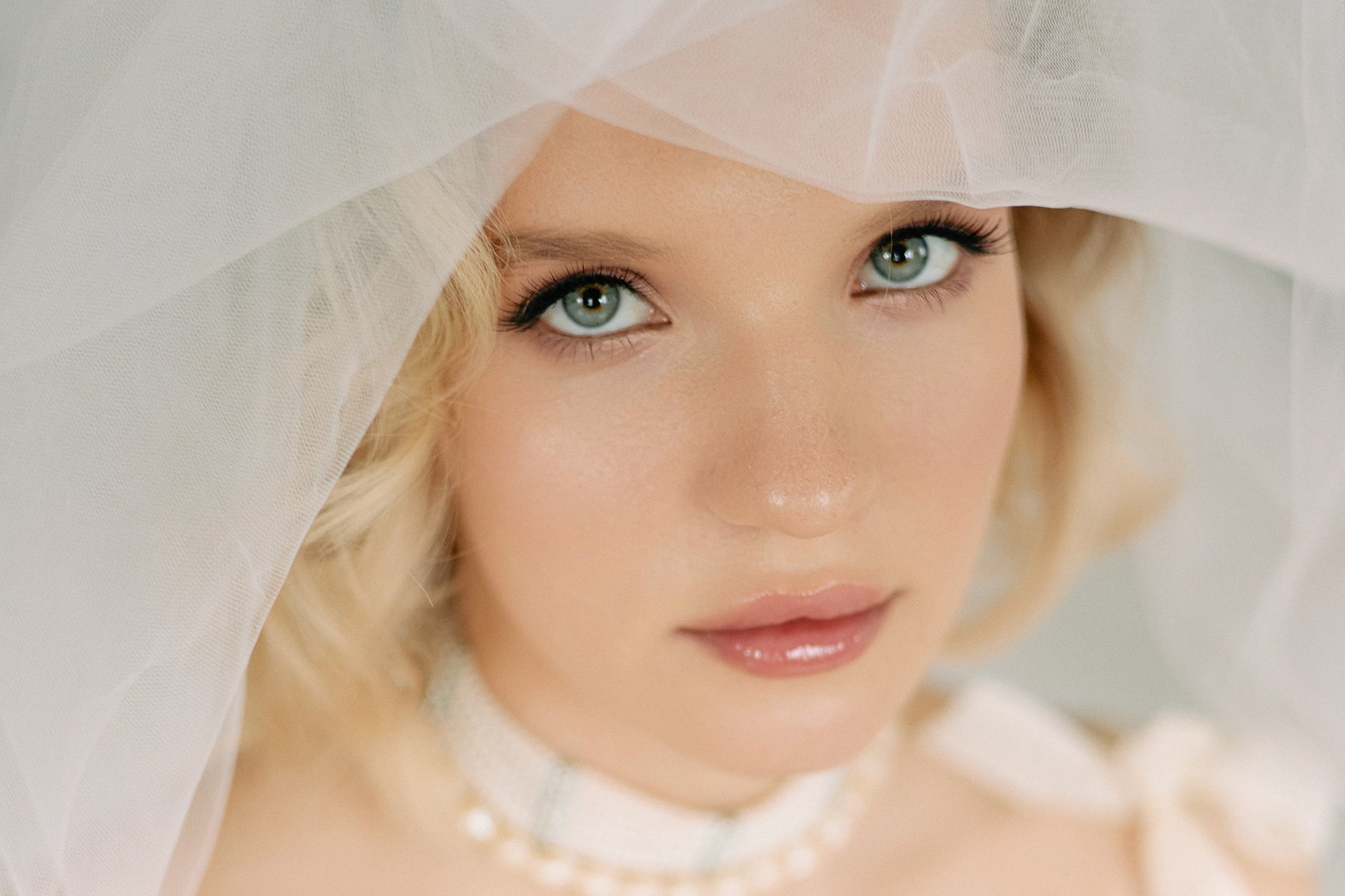 Утро невесты Леры. Профессиональный Фотограф во Владимире, в Москве и в Суздале — Полина Романычева