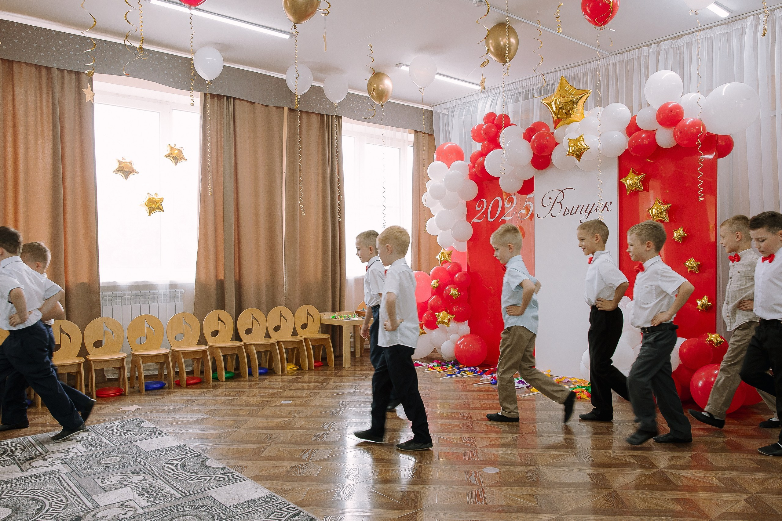 Выпускной в ДС 26. Выпускные альбомы Натальи Бутко: Новороссийск, Анапа, Геленджик