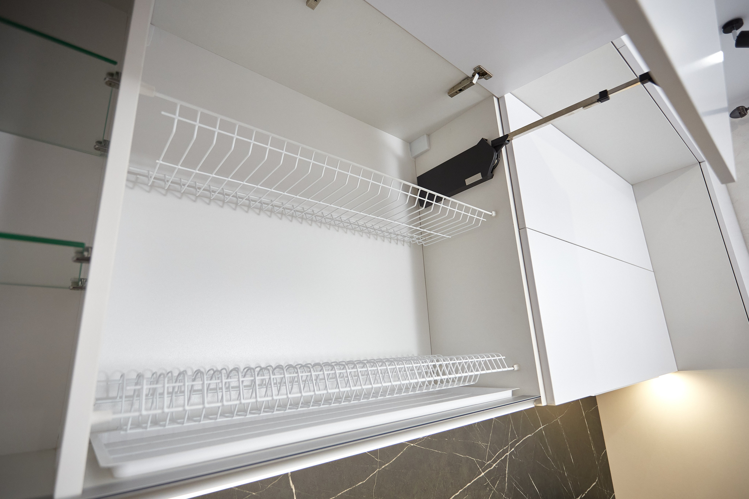 Лаконичная кухня. Мебель под заказ. Дрогичин