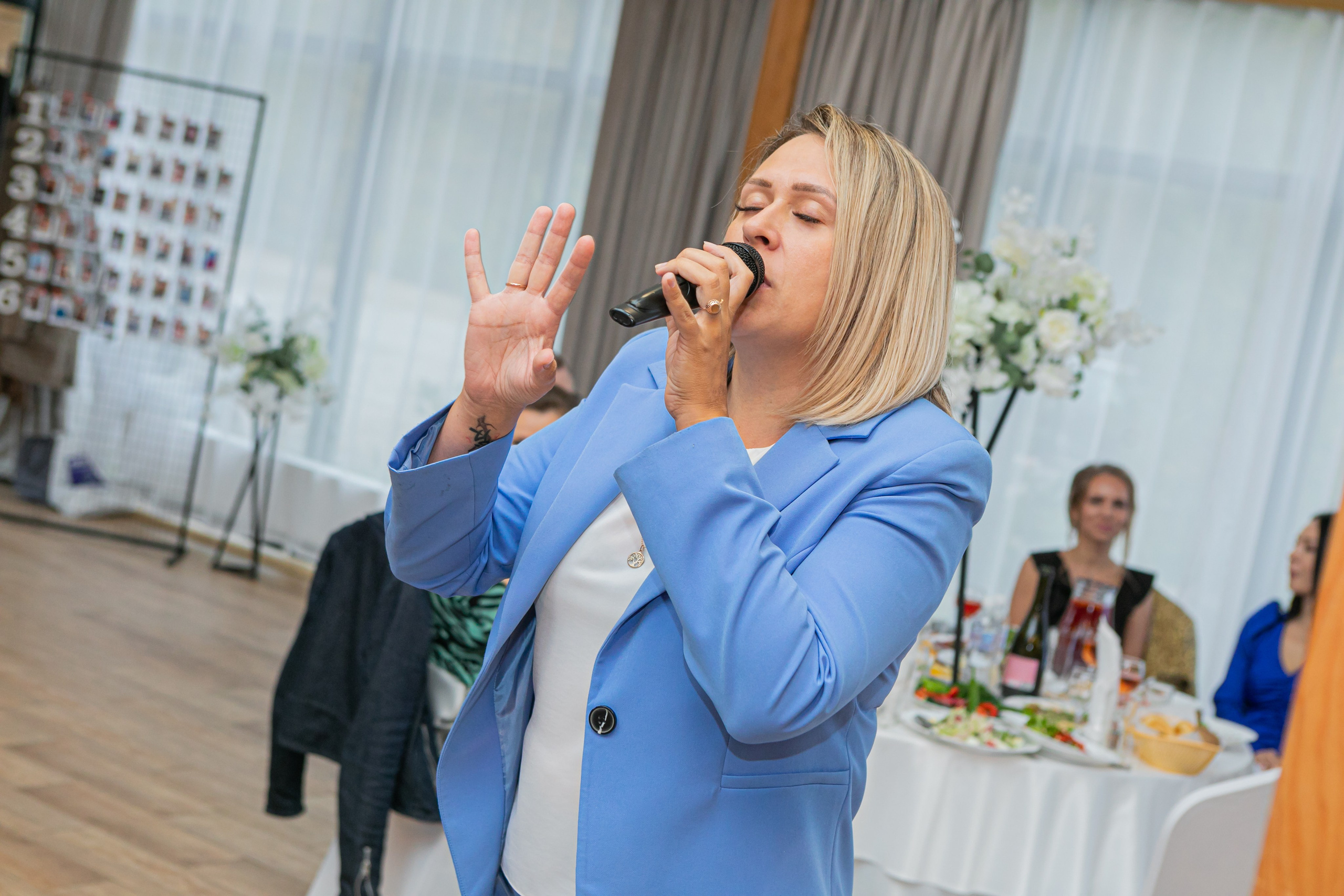 Ирина Гумерова, тамада Ирина Гумерова, ведуая Ирина Гумерова, фотограф Алексей Муравьёв