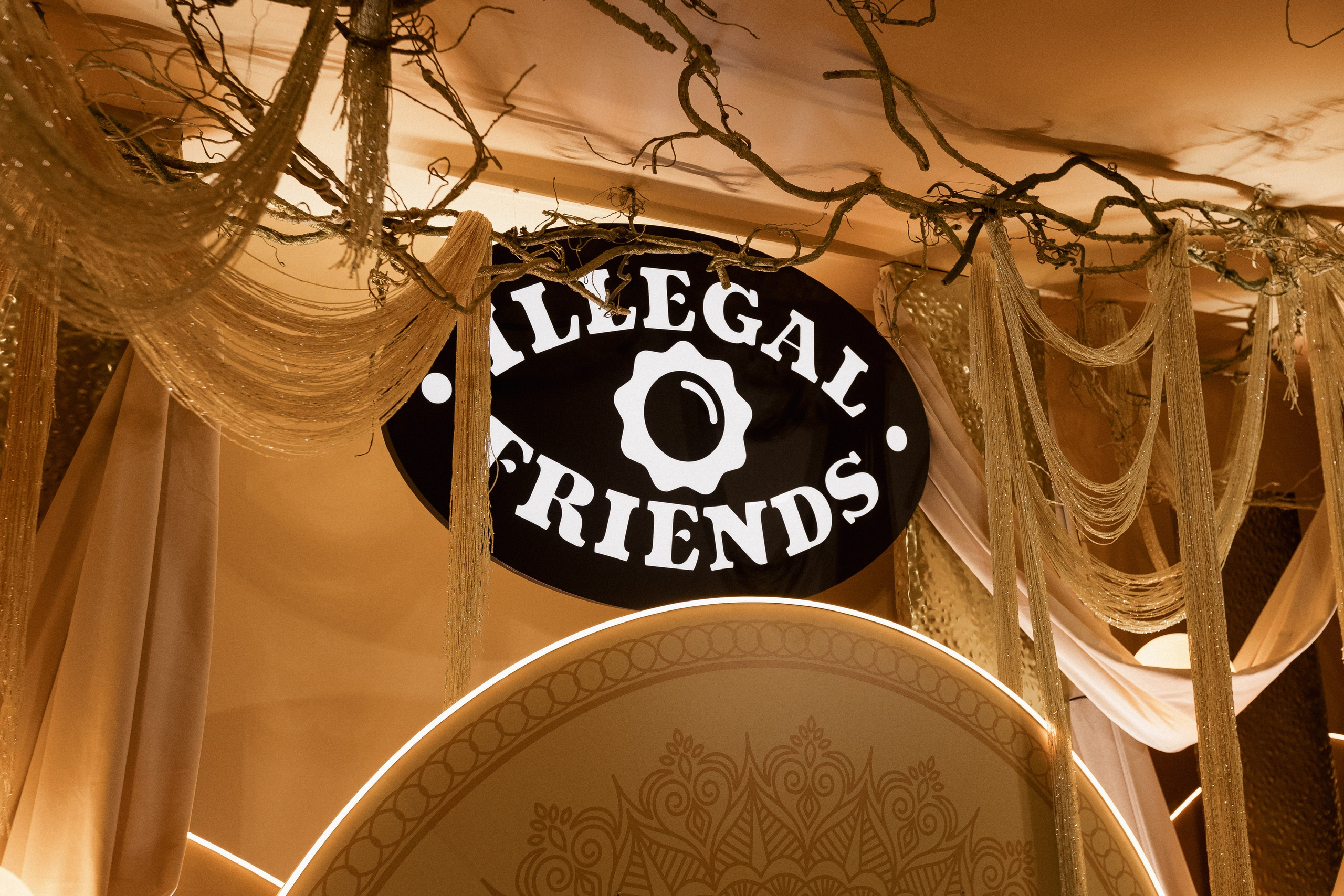 ILLEGAL FRIENDS — MIRAGE [PART I]. СВОИ. ФОТООТЧЕТЫ-СОБЫТИЯ-МЕСТА