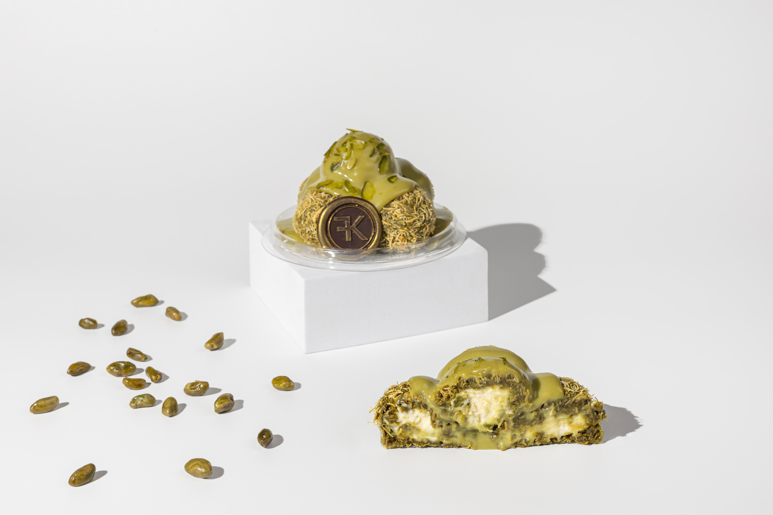 FRENCH KISS | Каталог. Фотограф Александр Глебов