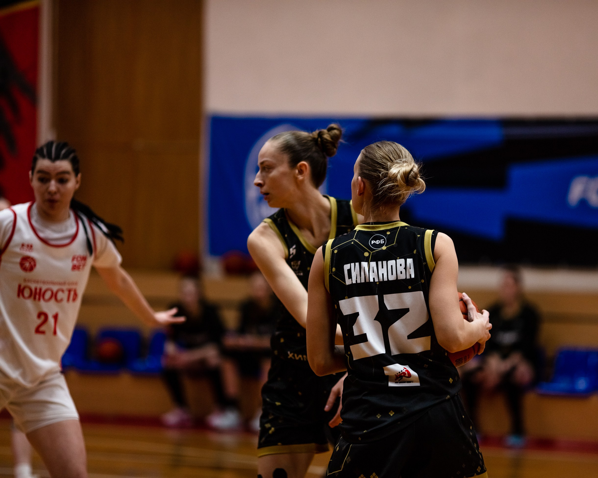 БК Юность — ЧГУ-Атланта / 3 игра. Фотография