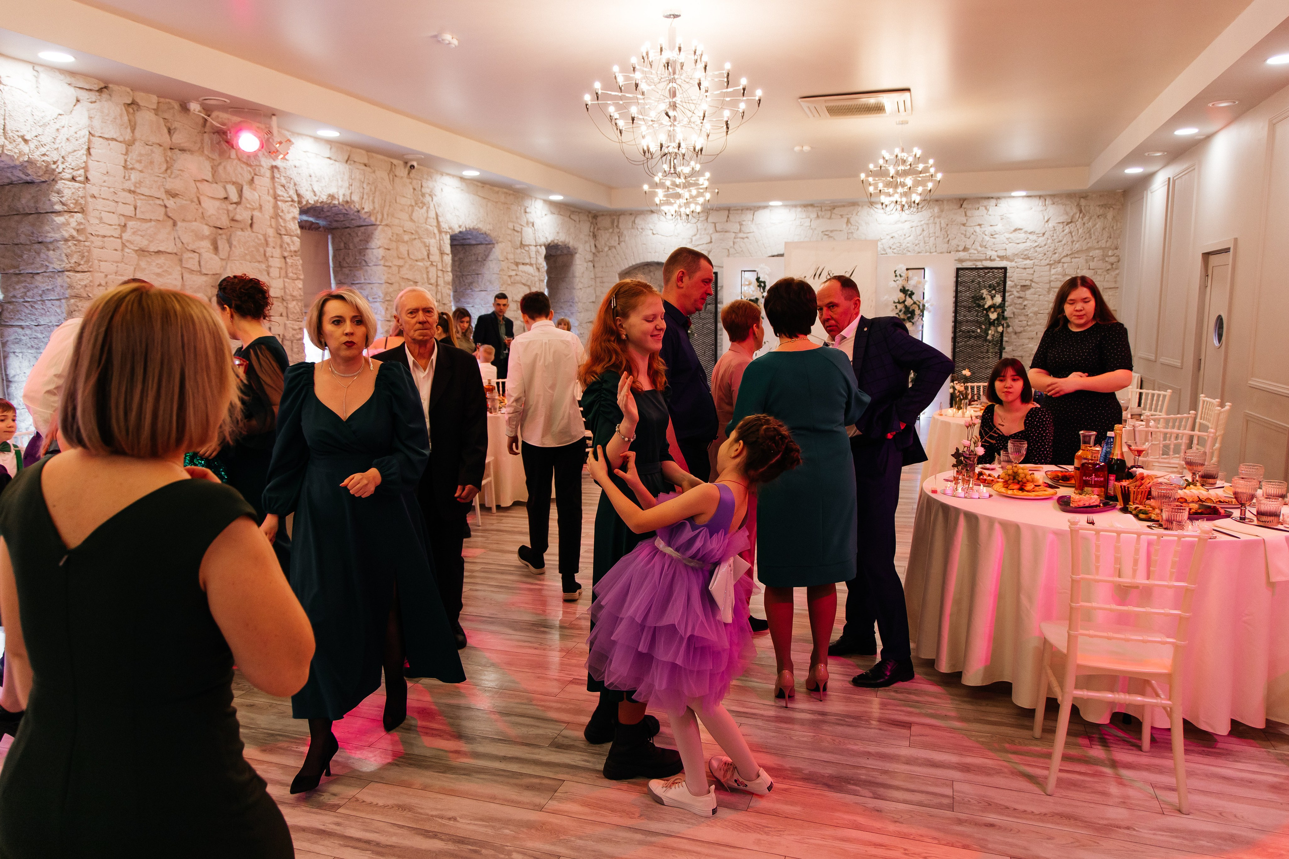 Wedding day|Максим и Анастасия. Свадебный фотограф Челябинск Зиненко Виктория