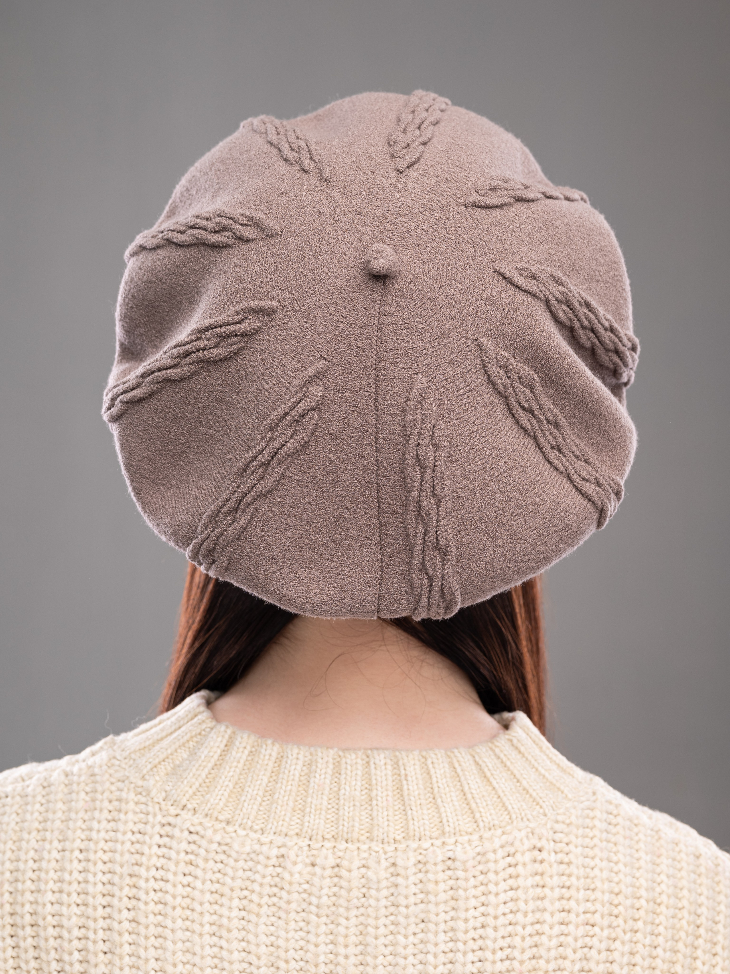 Береты. Предметный фотограф, фото для маркетплейсов Пятигорск, КМВ