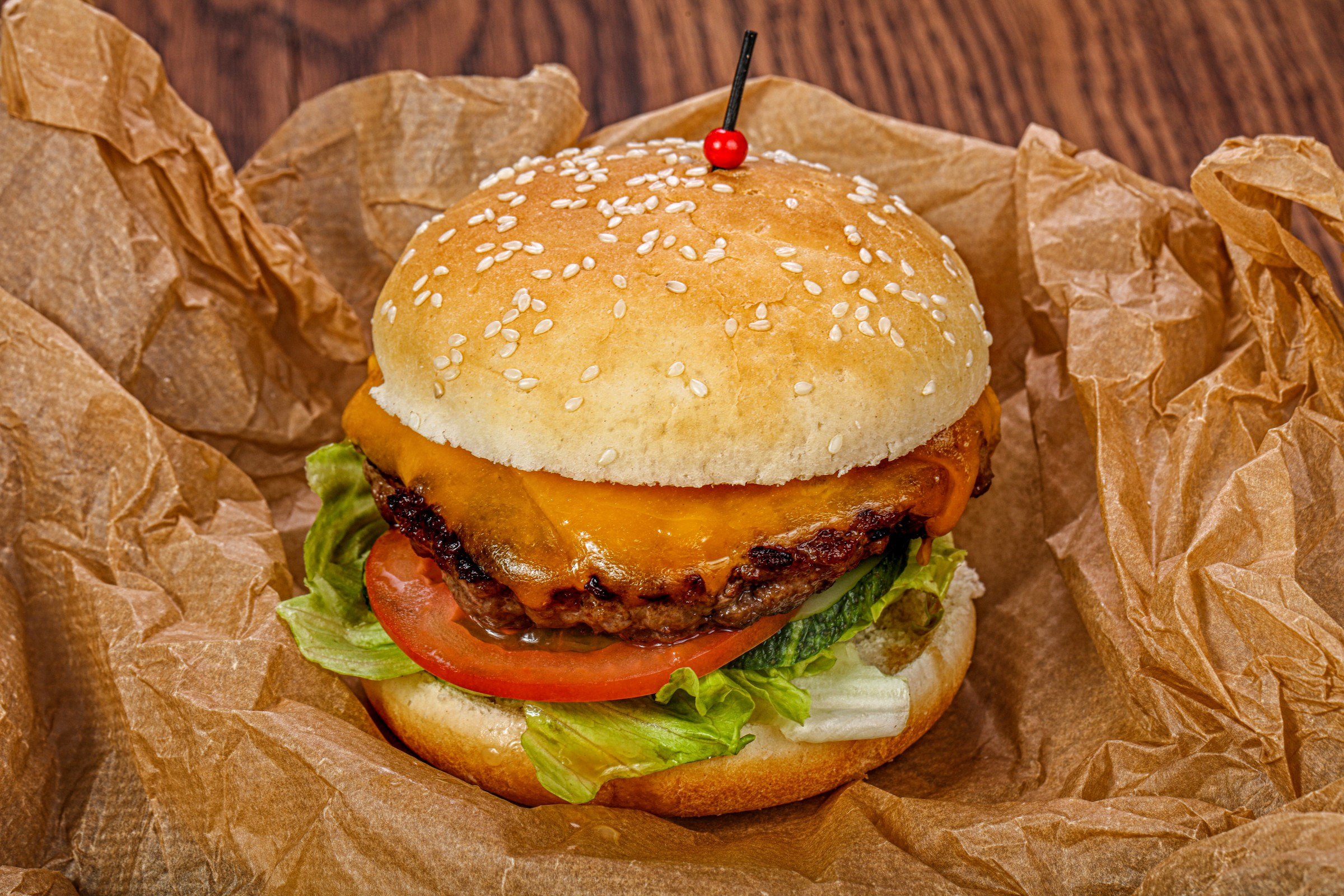 Фотосъемка бургеров и гамбургеров. Заказ по тел.: +7 (906) 006-90-22. Фуд-фотограф Андрей Старостин — съемка еды в Москве. 9000 руб. в час