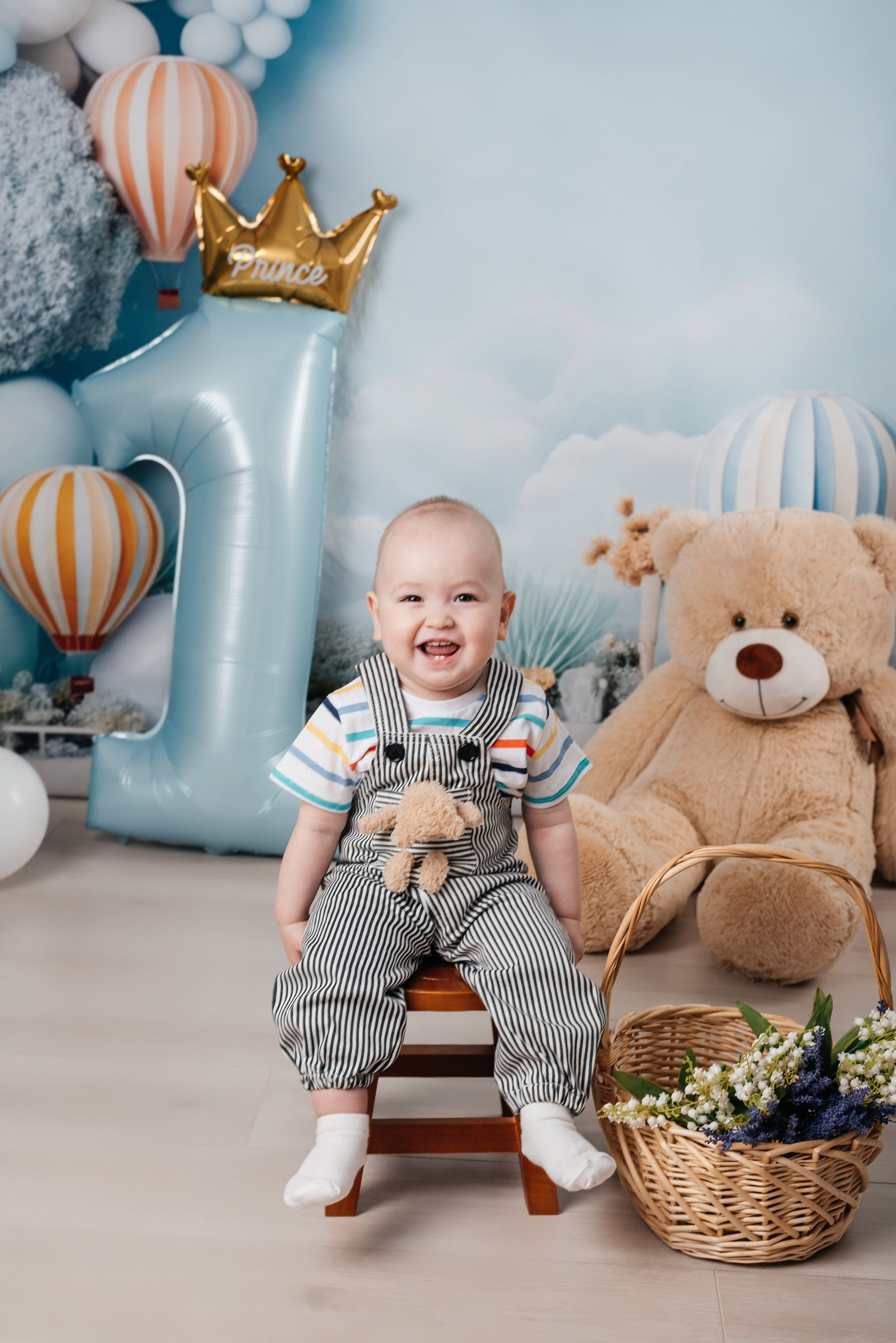 Голубые шарики. Фотограф Лилия Арсланова Уфа Стерлитамак. Свадебные и семейные фотосесссии