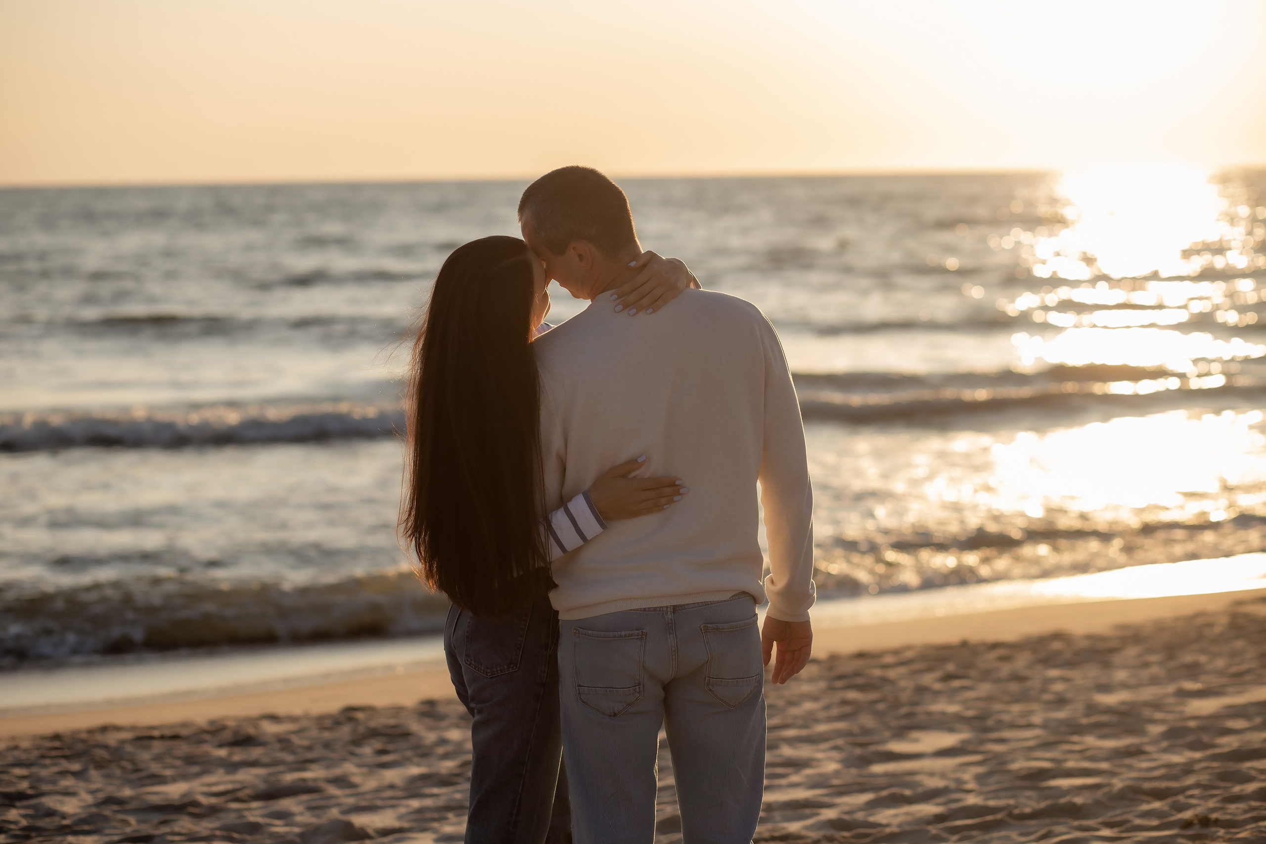 Павел и Татьяна. Закат в Янтарном. Фотограф в Калининграде Решетникова Алина